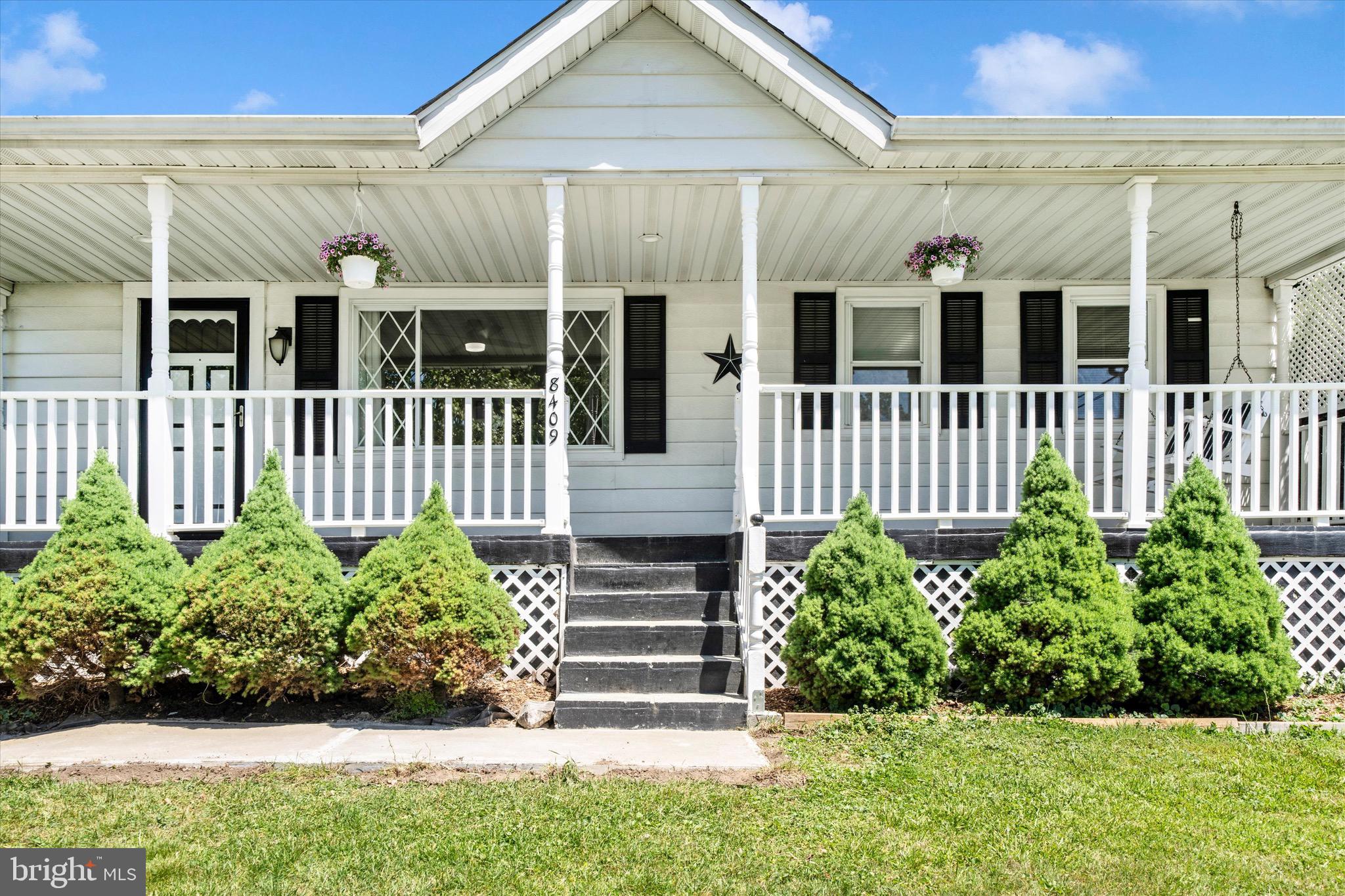 SAVAGE MEADOWS - Residential
