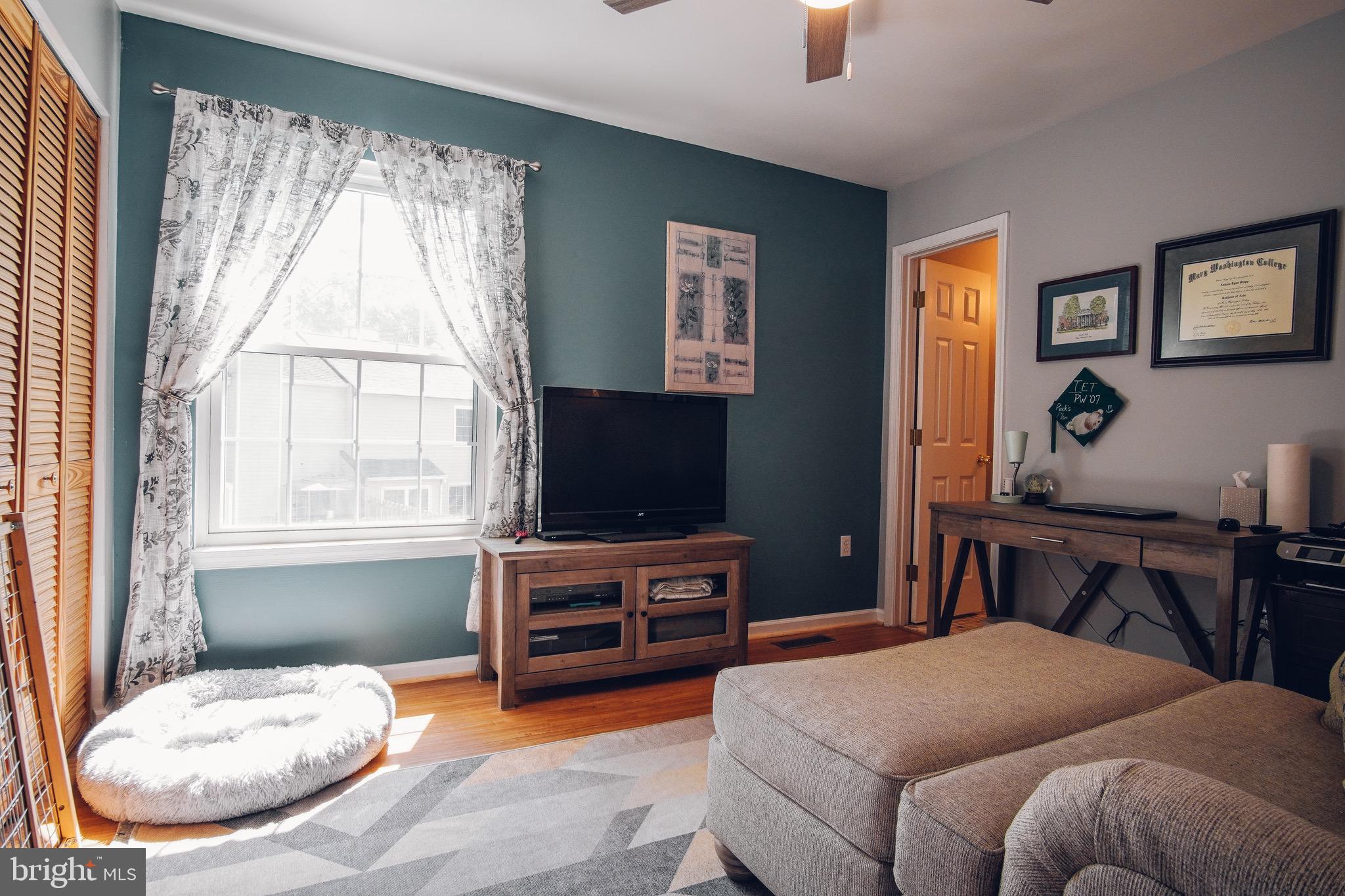 VILLAGES OF SALEM STATION - Residential