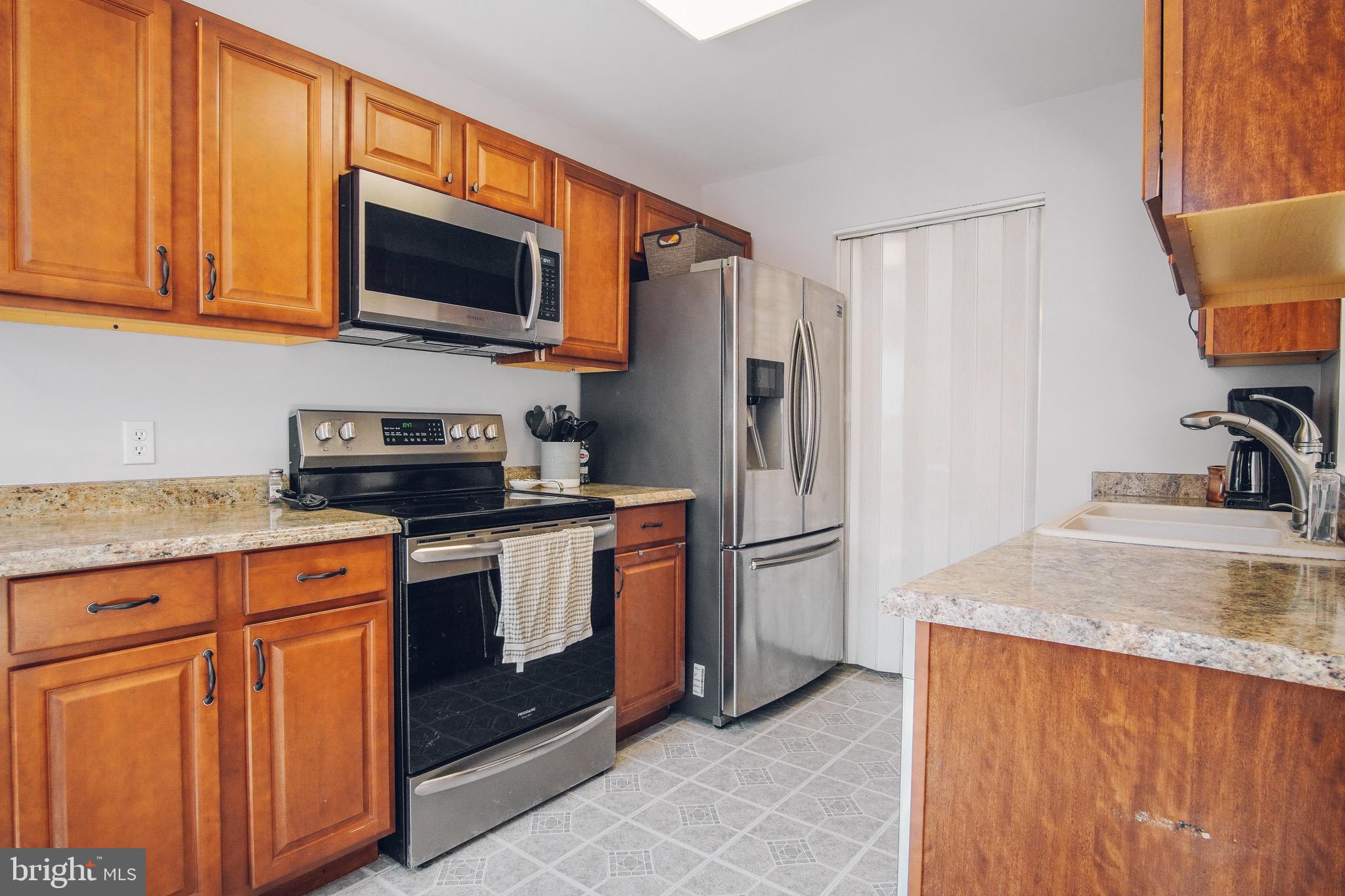 VILLAGES OF SALEM STATION - Residential