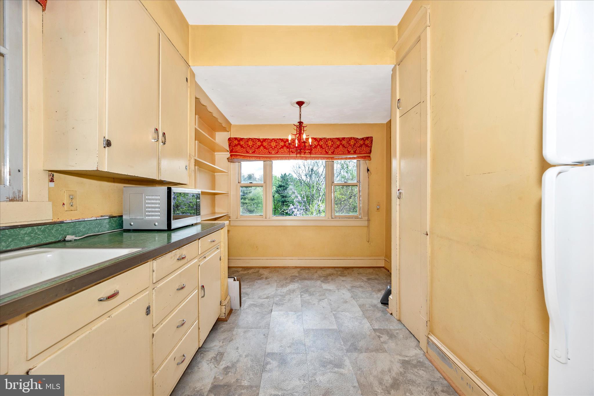 BRADDOCK HEIGHTS - Residential