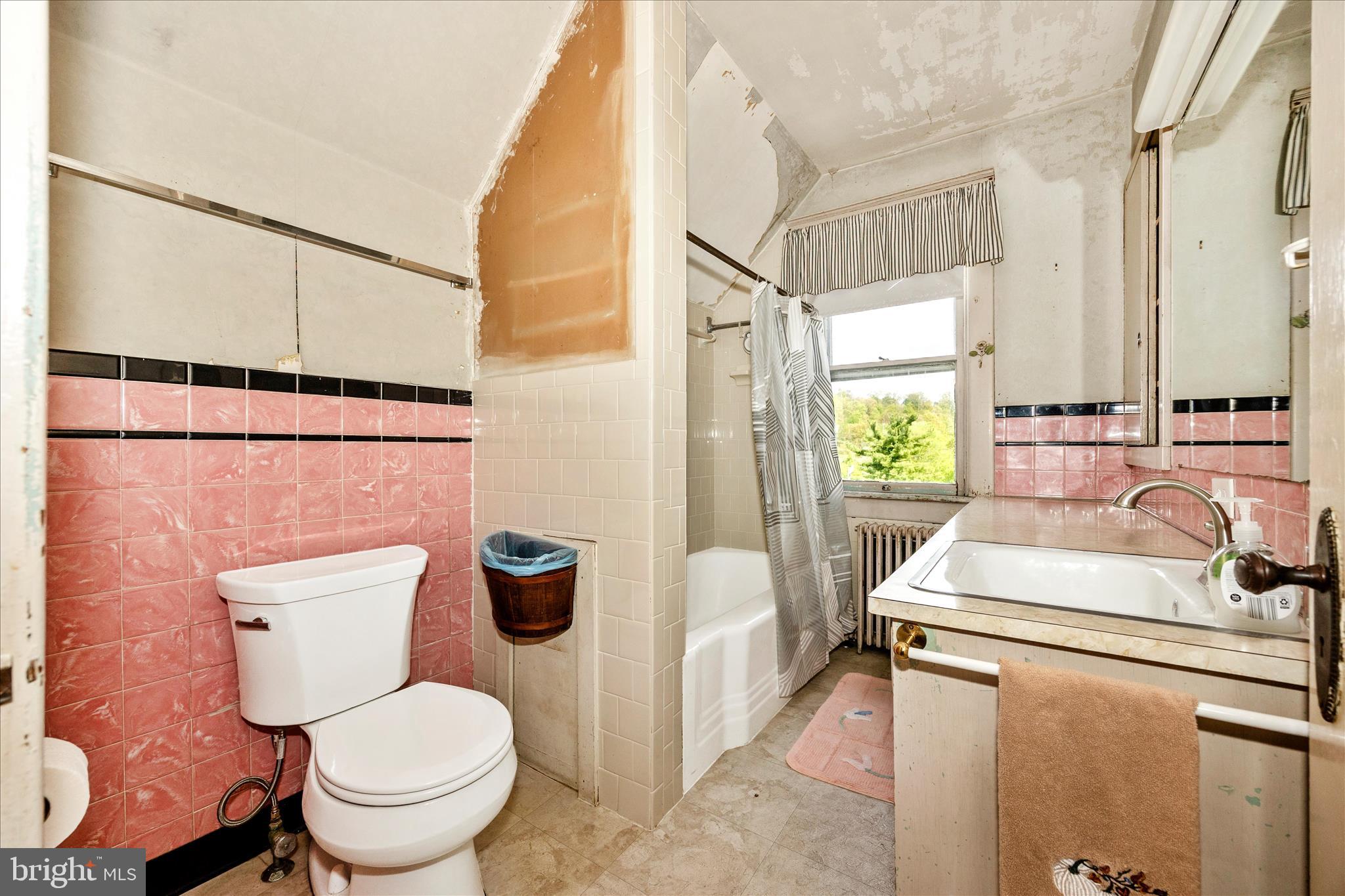 BRADDOCK HEIGHTS - Residential