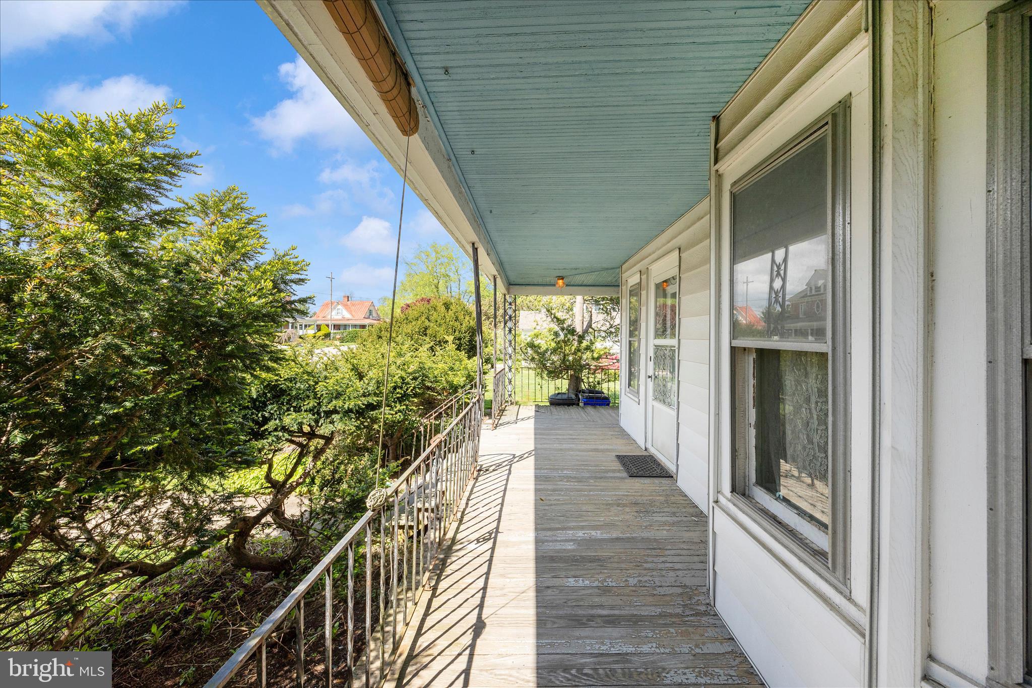 BRADDOCK HEIGHTS - Residential