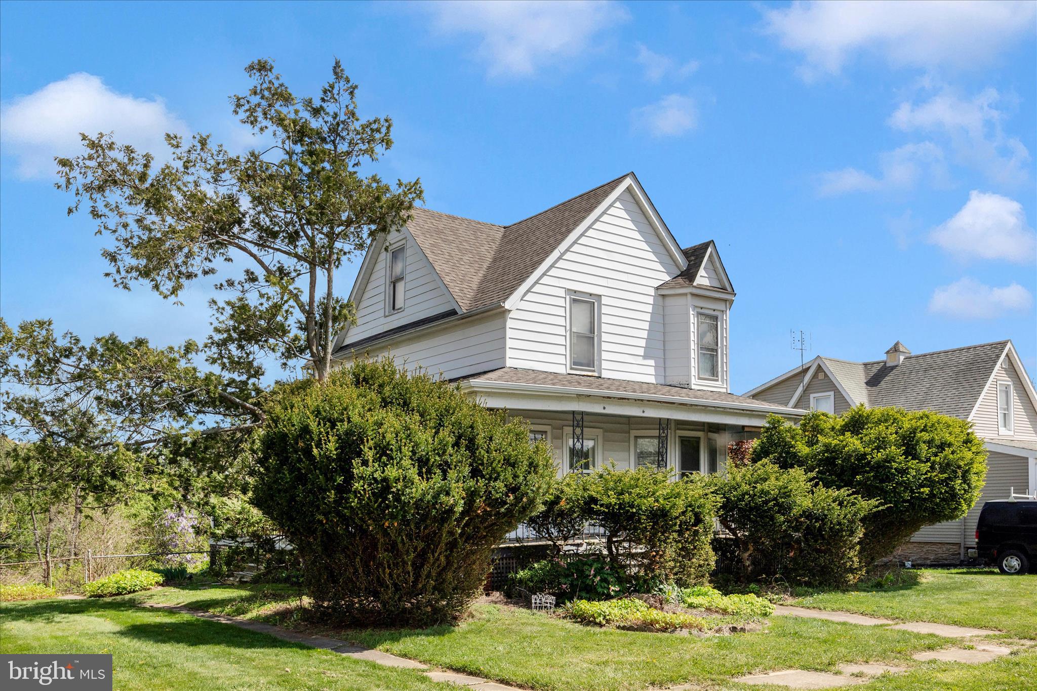 BRADDOCK HEIGHTS - Residential