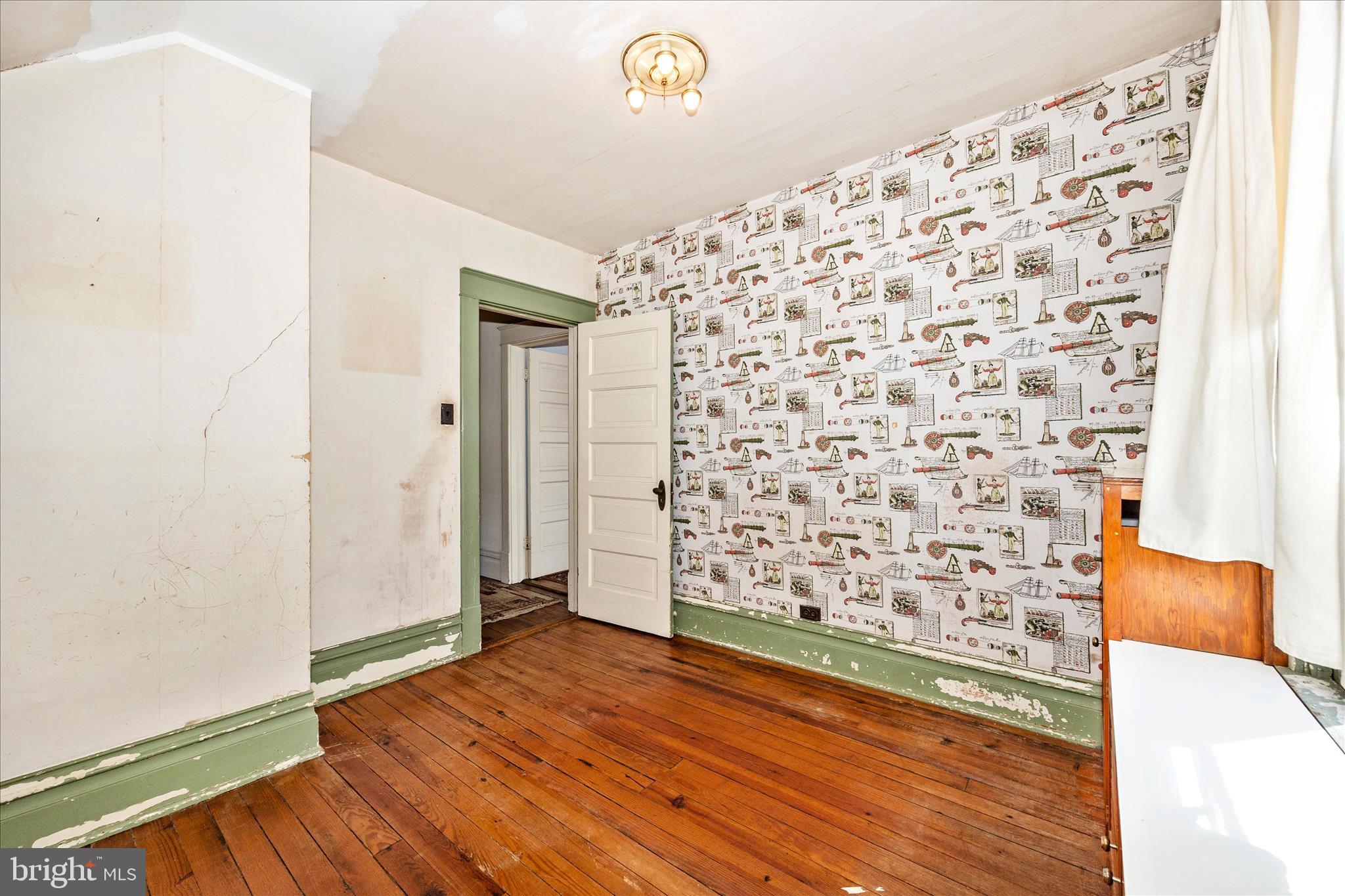 BRADDOCK HEIGHTS - Residential