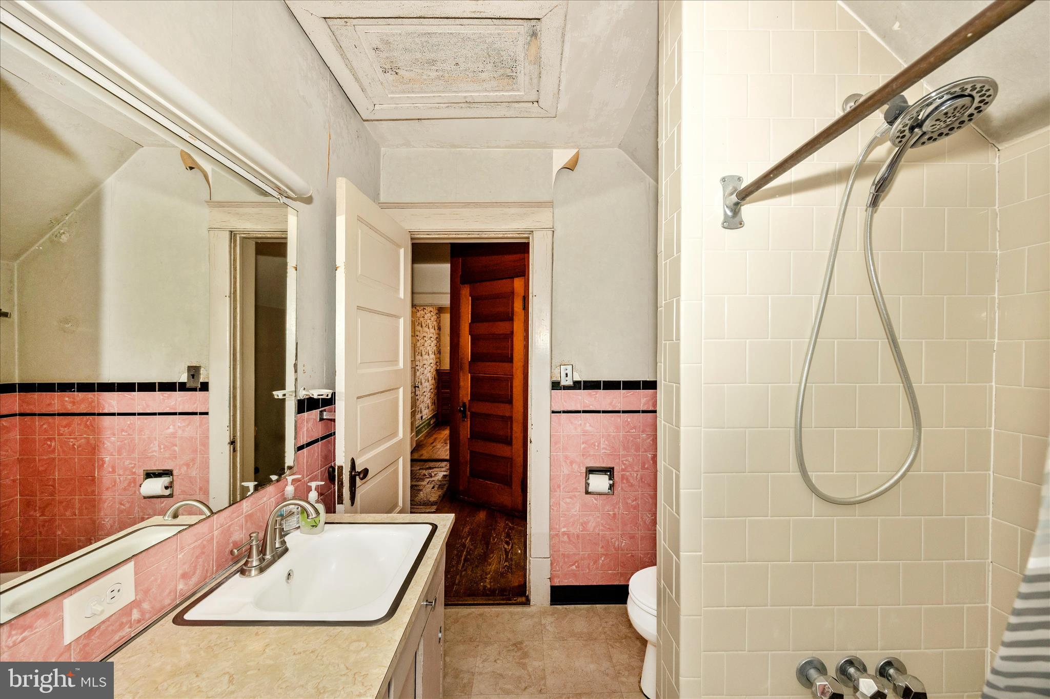 BRADDOCK HEIGHTS - Residential