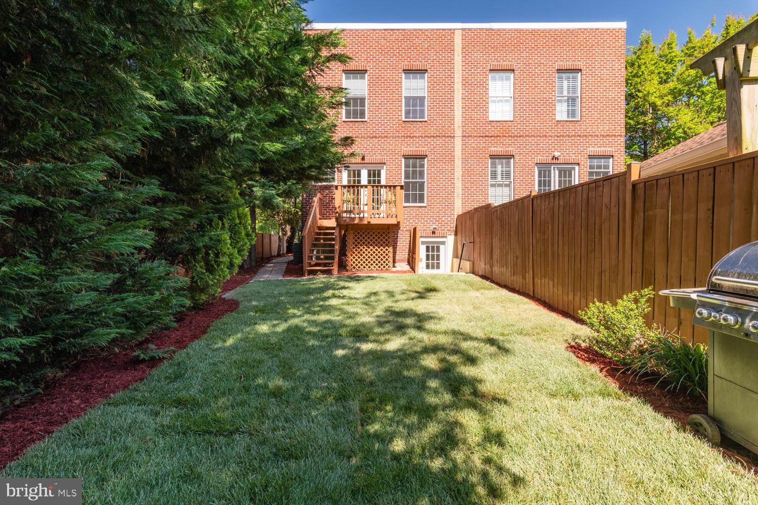 ROSEMONT - Residential