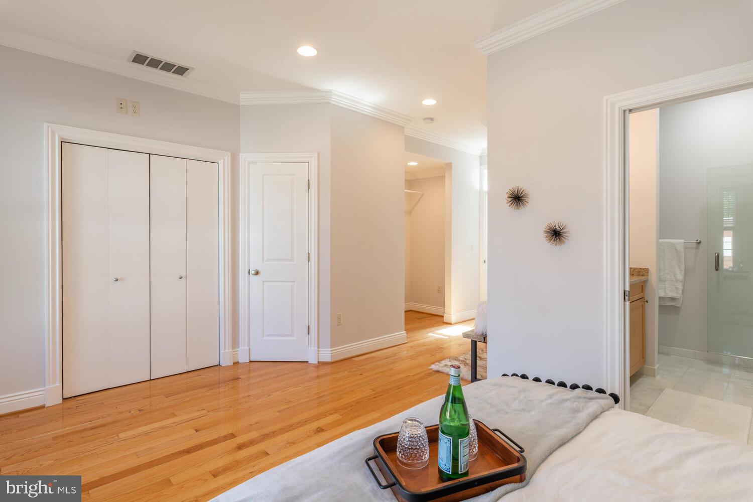 ROSEMONT - Residential