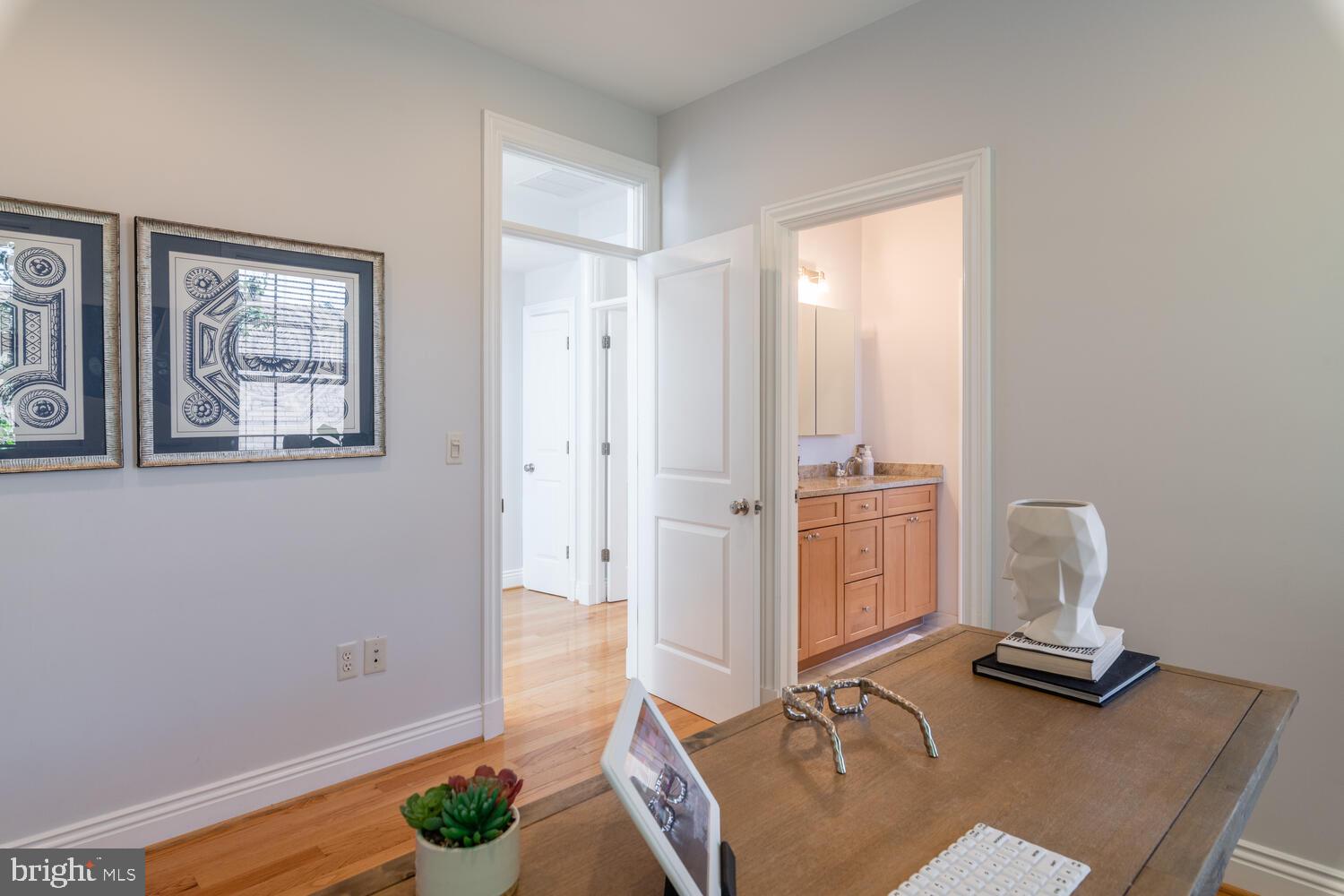 ROSEMONT - Residential