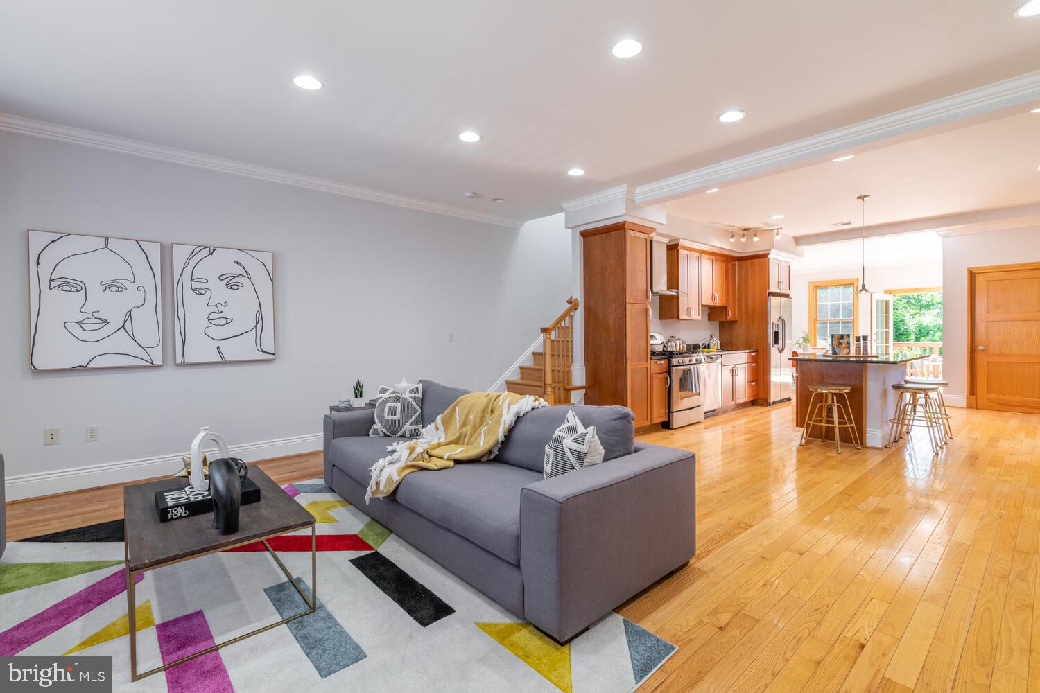 ROSEMONT - Residential