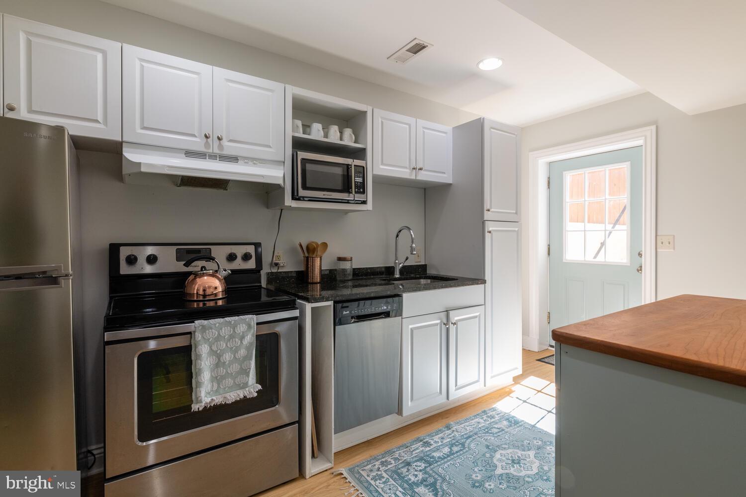 ROSEMONT - Residential