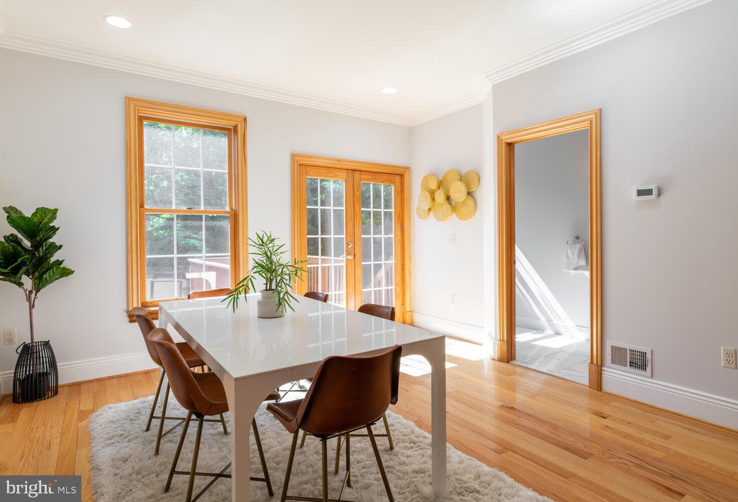 ROSEMONT - Residential