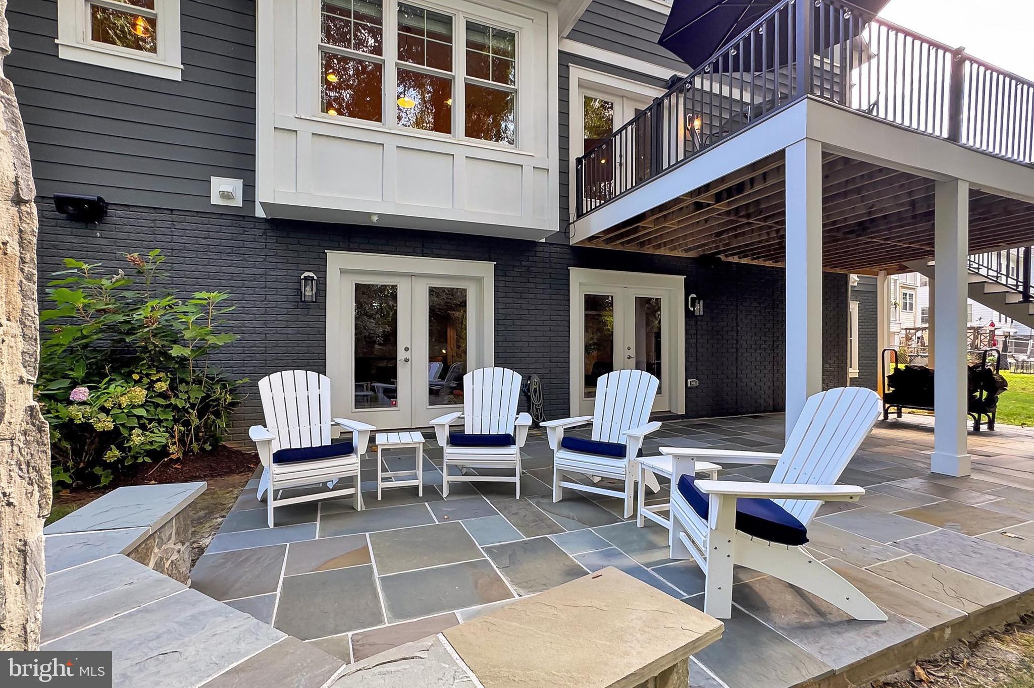 VIENNA WOODS - Residential