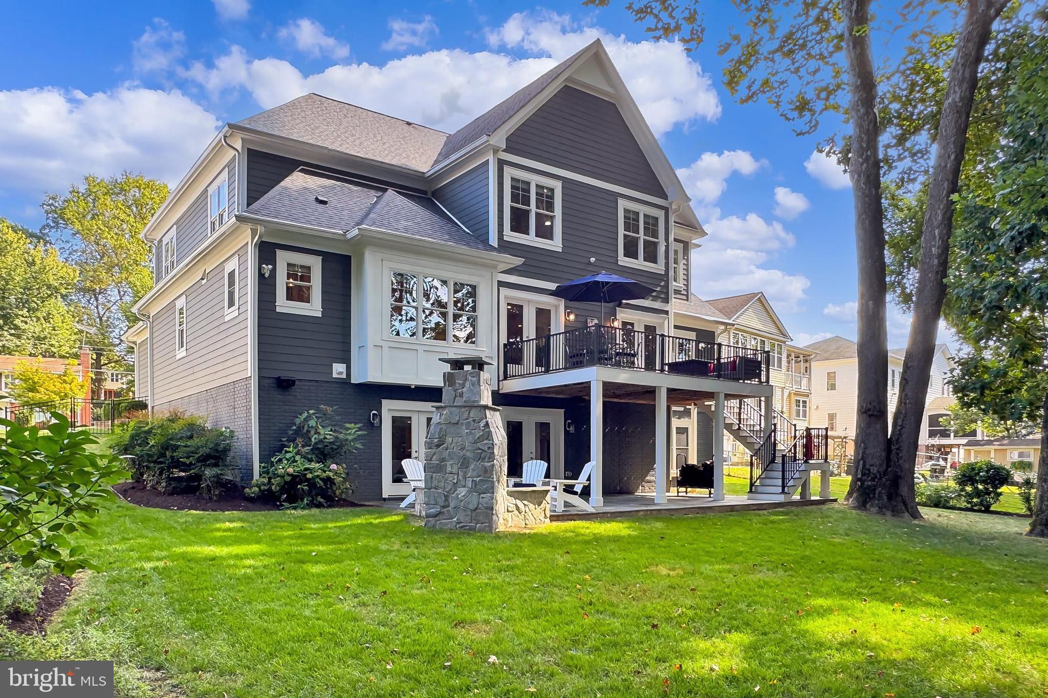 VIENNA WOODS - Residential