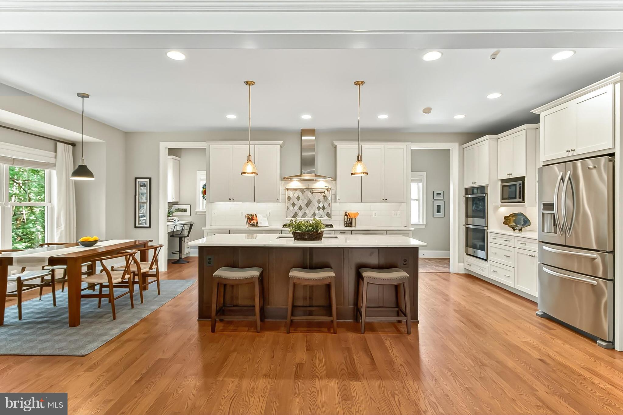 VIENNA WOODS - Residential