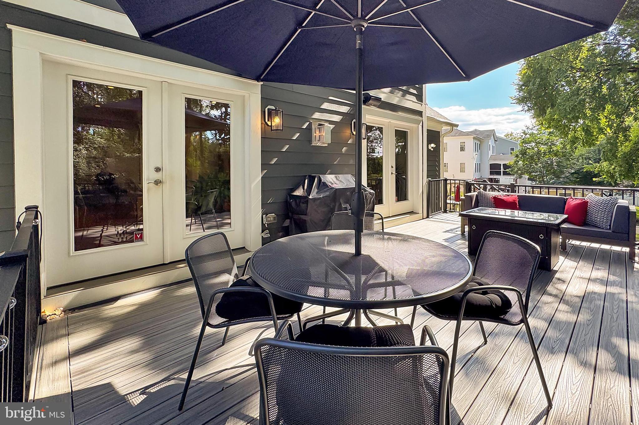 VIENNA WOODS - Residential