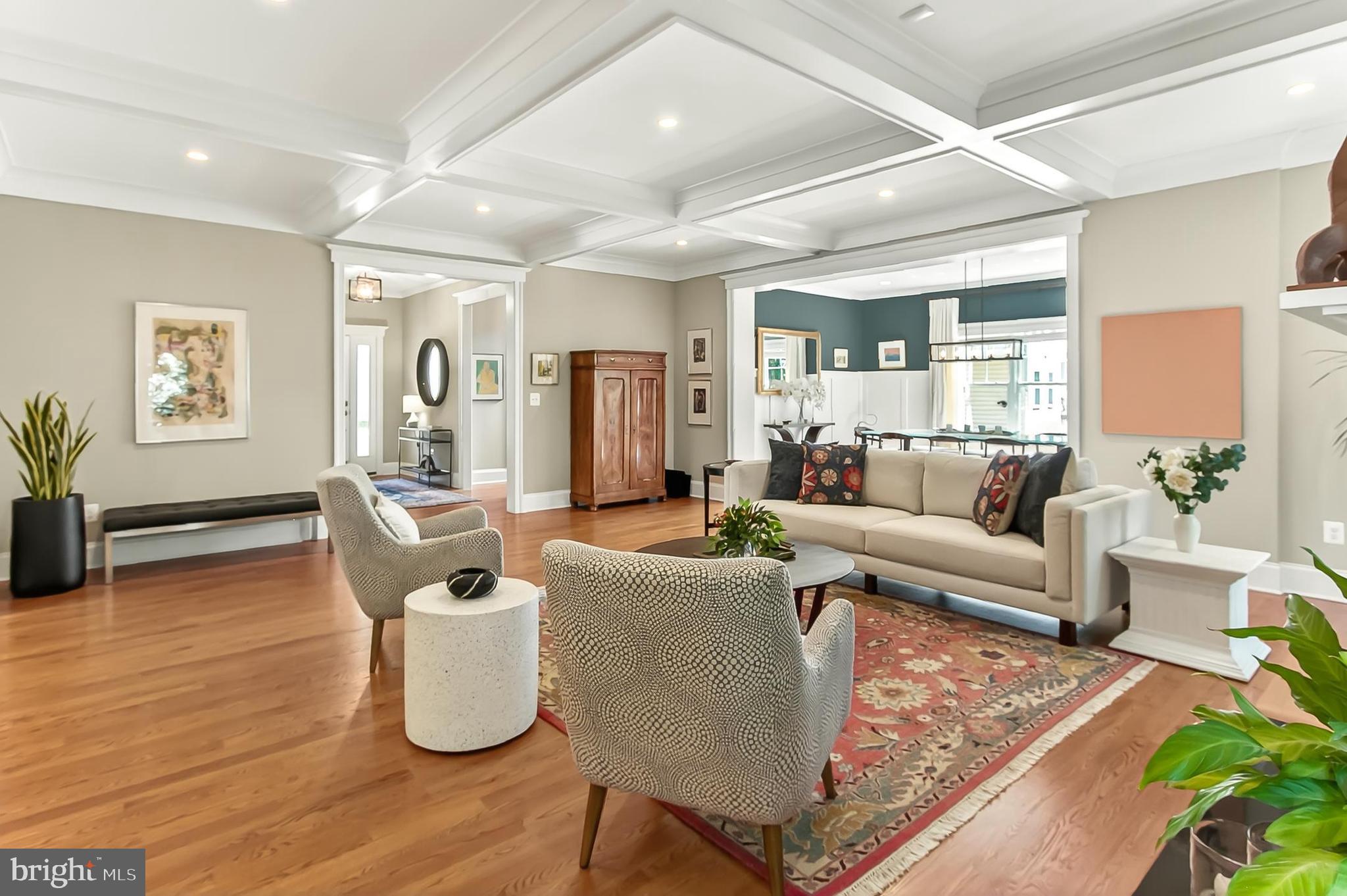 VIENNA WOODS - Residential