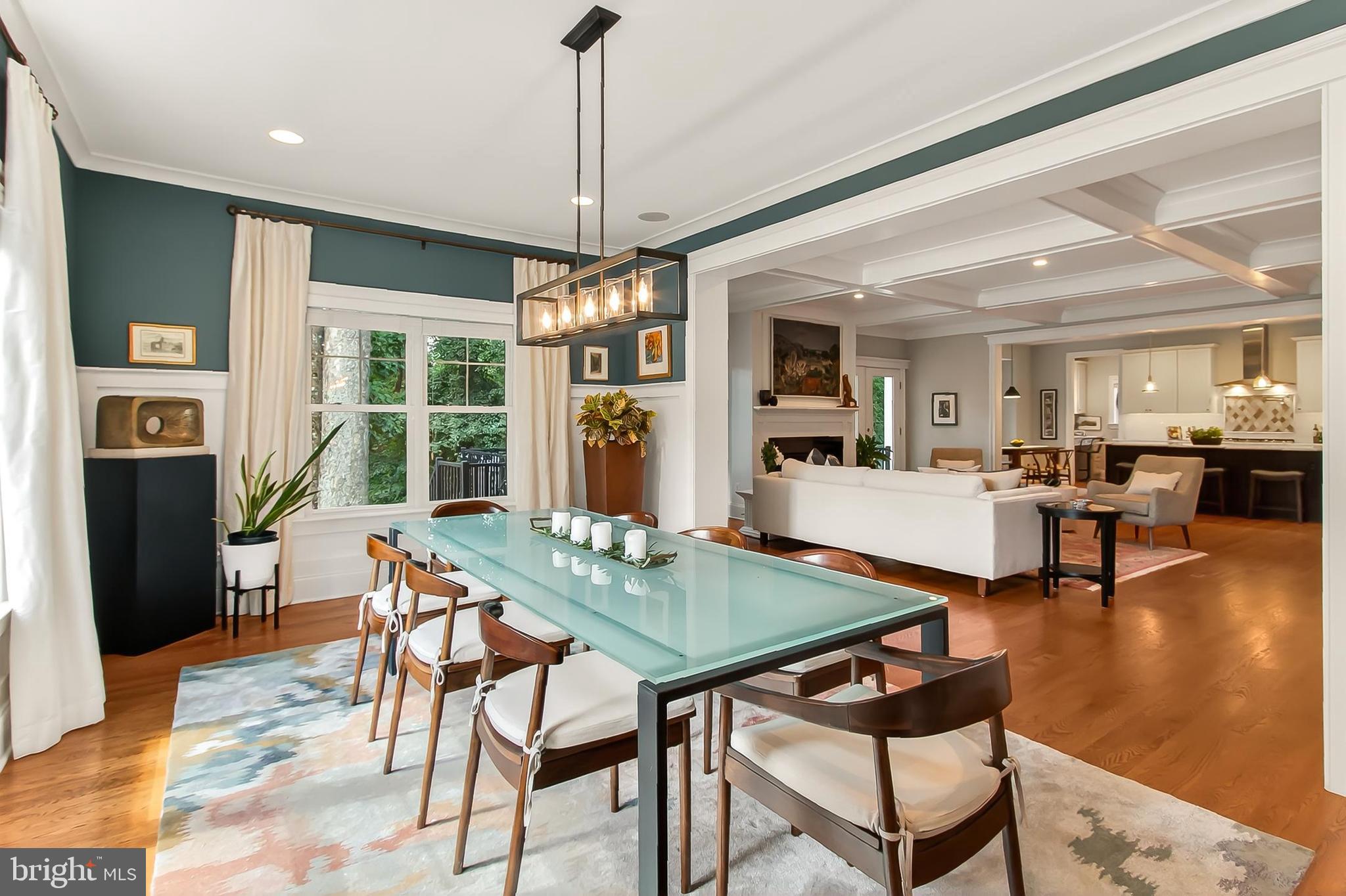 VIENNA WOODS - Residential