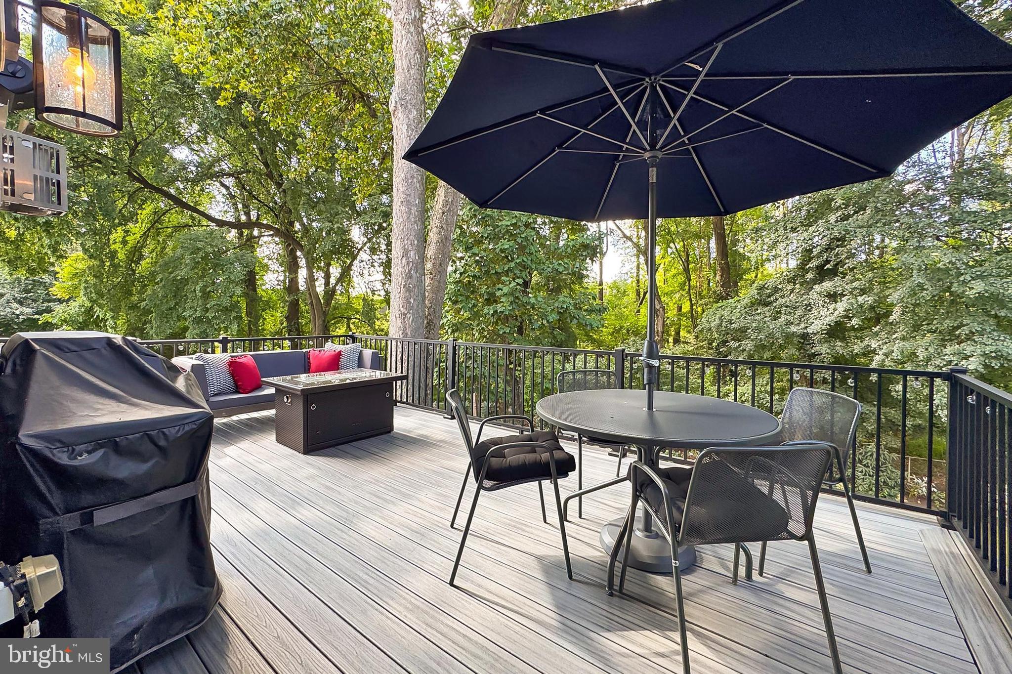 VIENNA WOODS - Residential