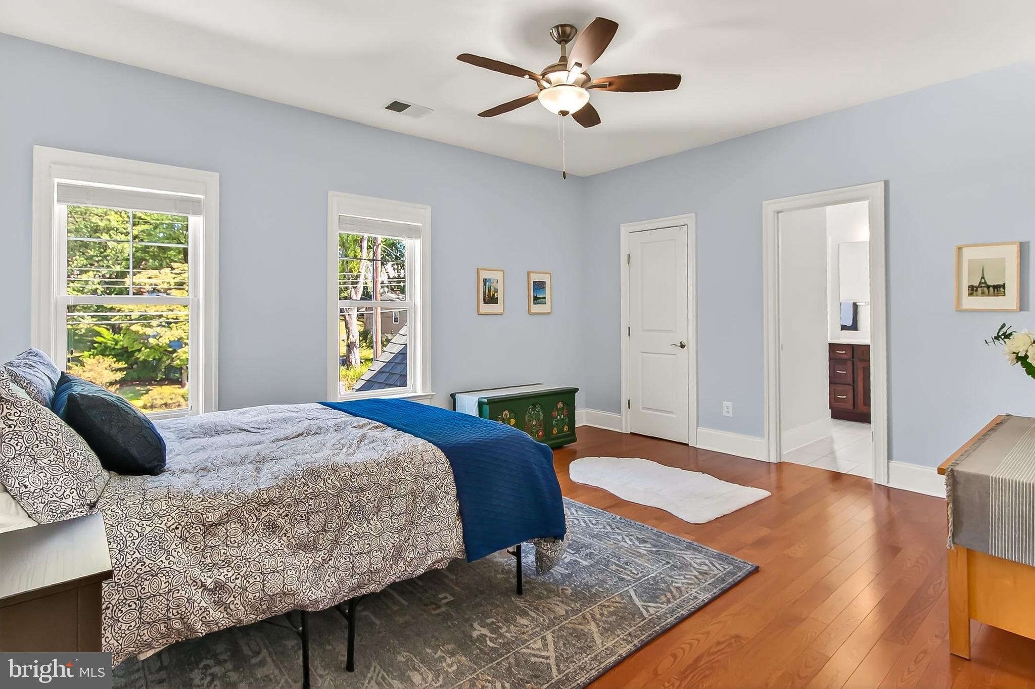 VIENNA WOODS - Residential