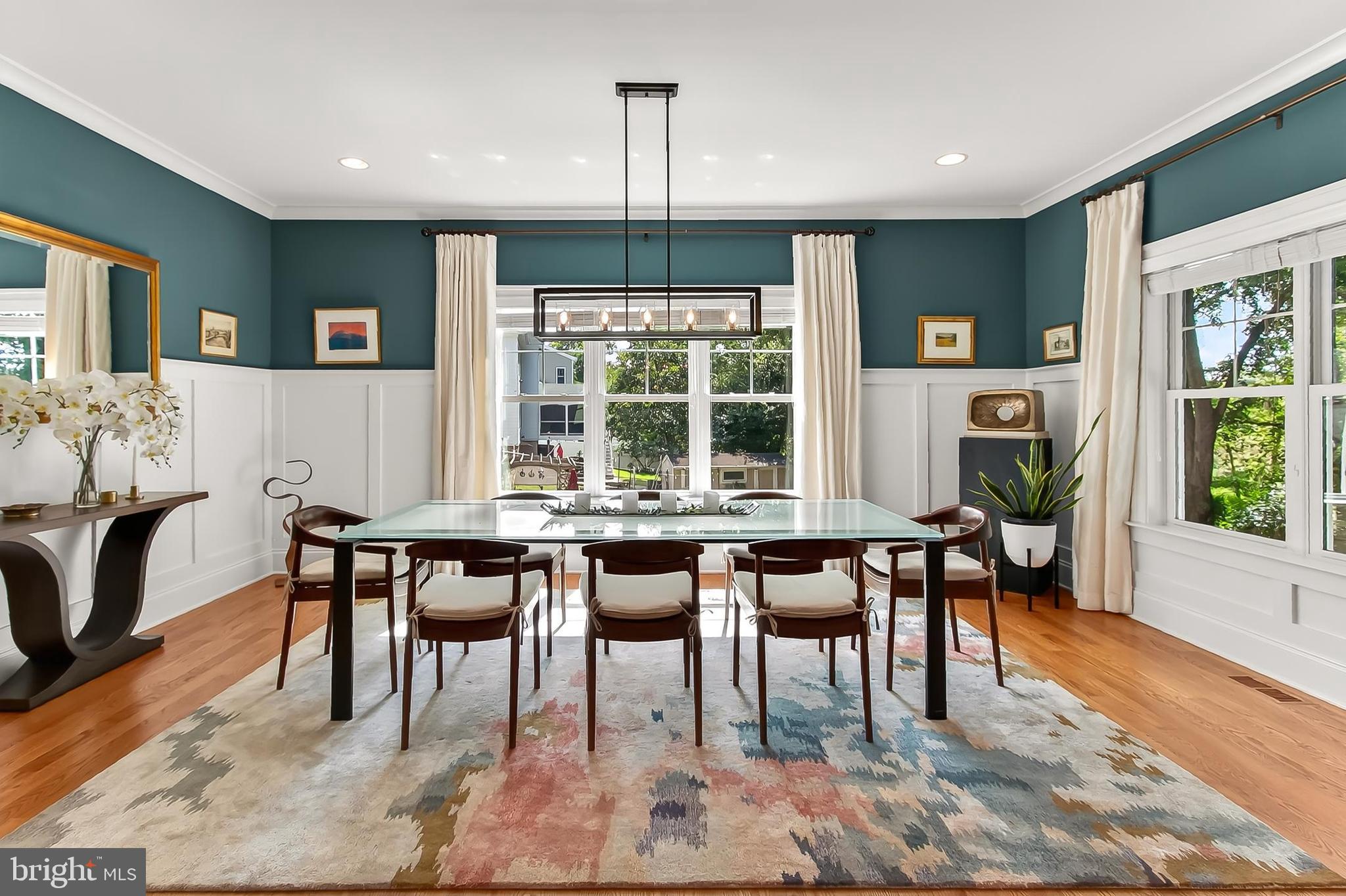 VIENNA WOODS - Residential