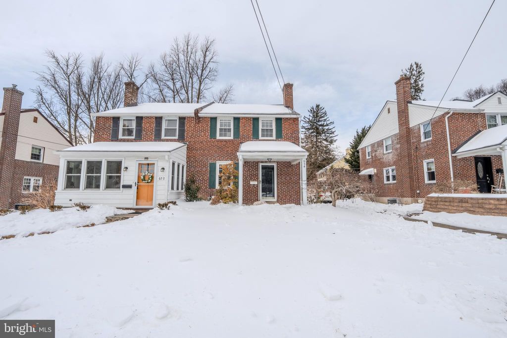 Photo of 654 Hazelwood Road, ARDMORE, PA 19003 (MLS # PADE2107222)