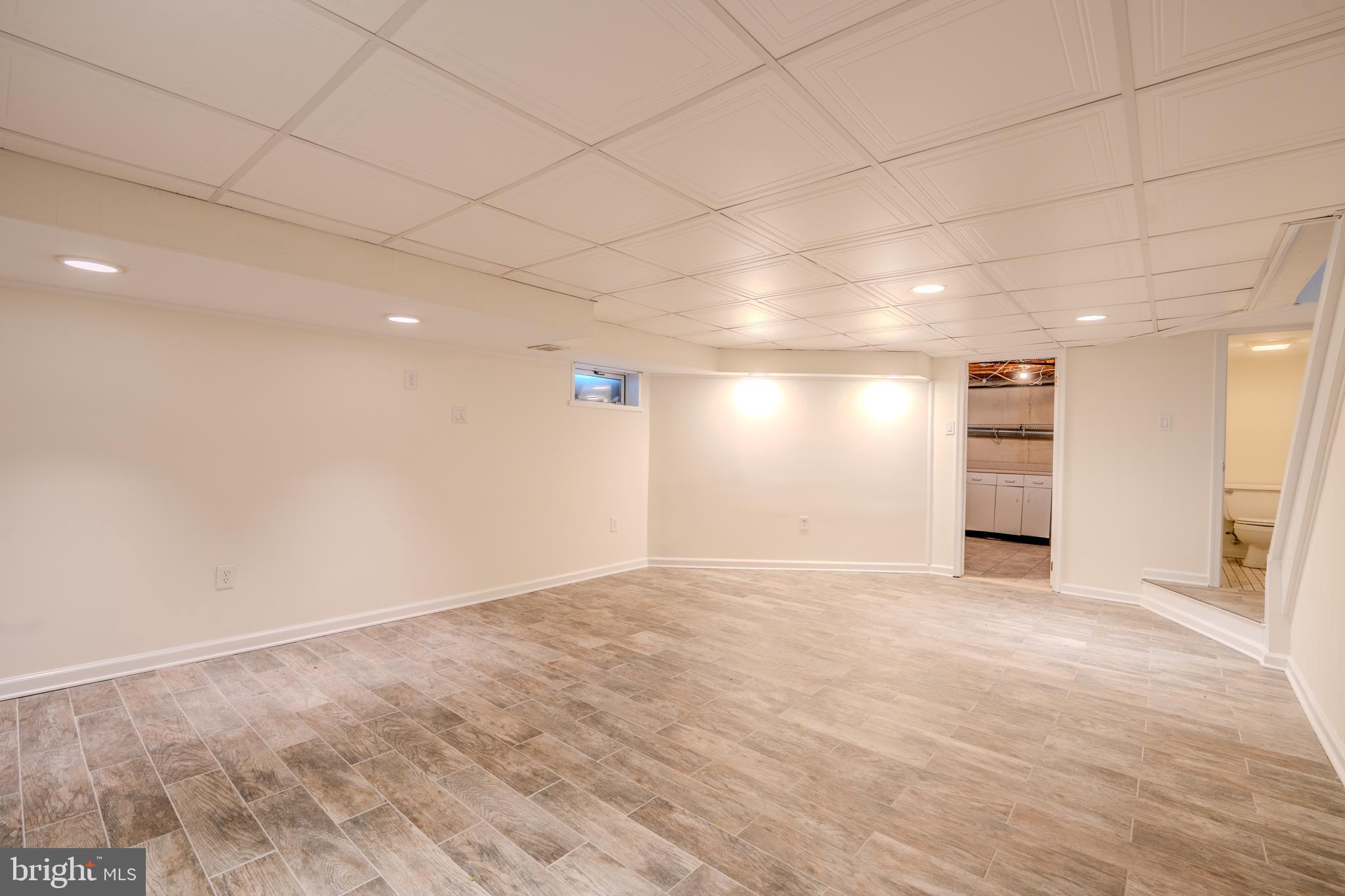 ARDMORE PARK - Residential