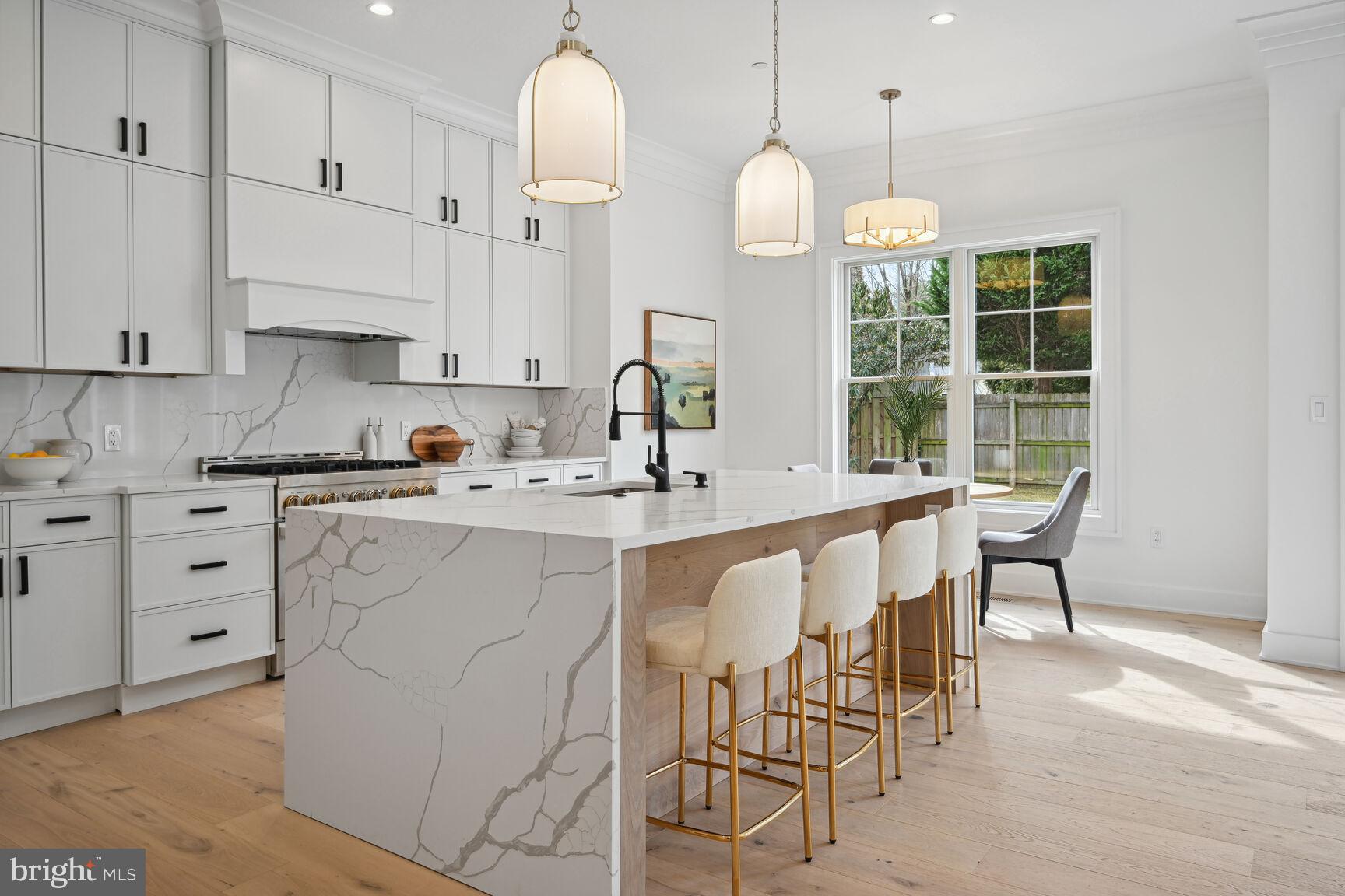 NORTH CHEVY CHASE - Residential