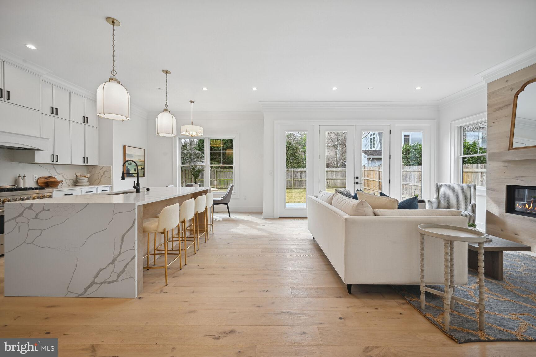 NORTH CHEVY CHASE - Residential