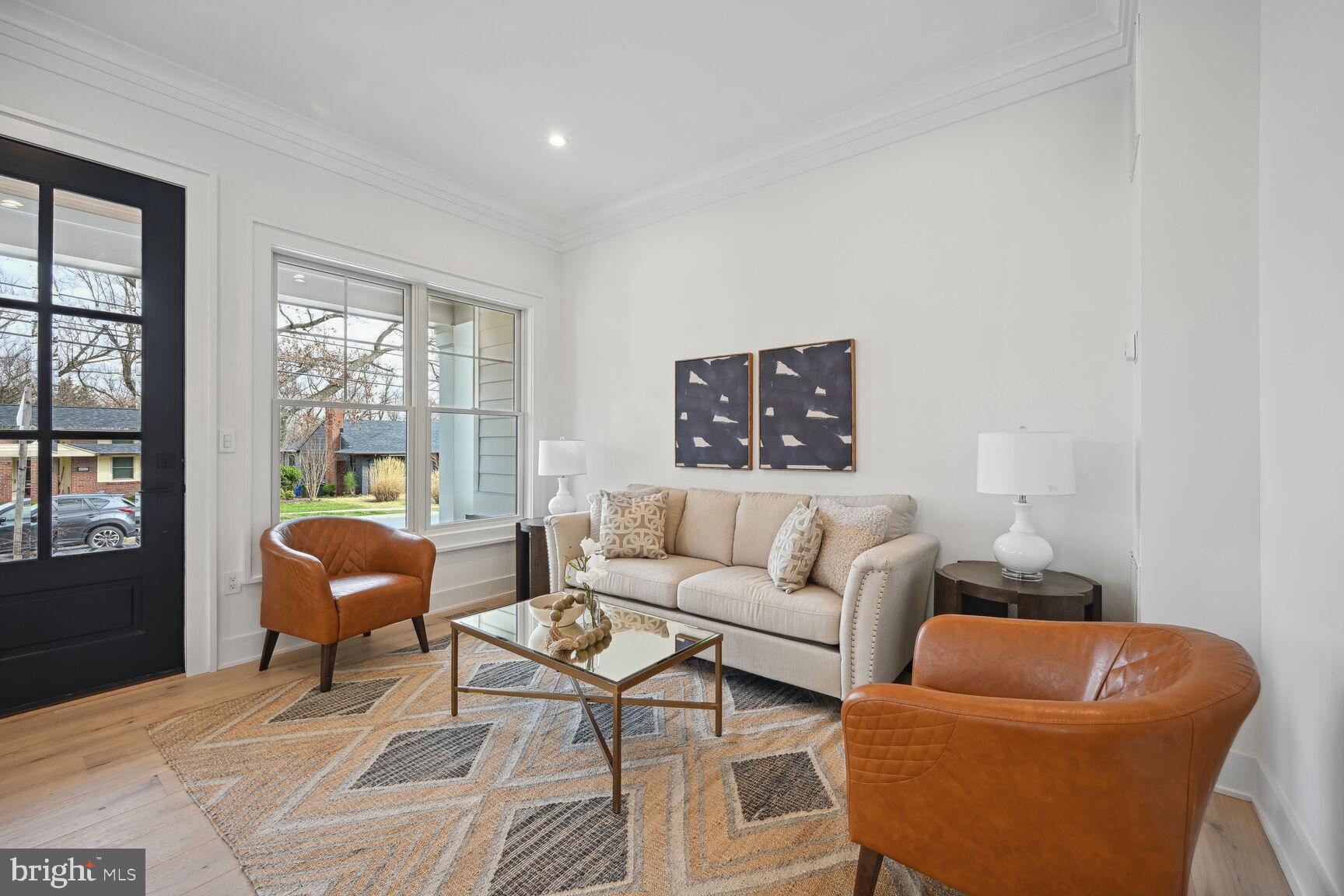 NORTH CHEVY CHASE - Residential