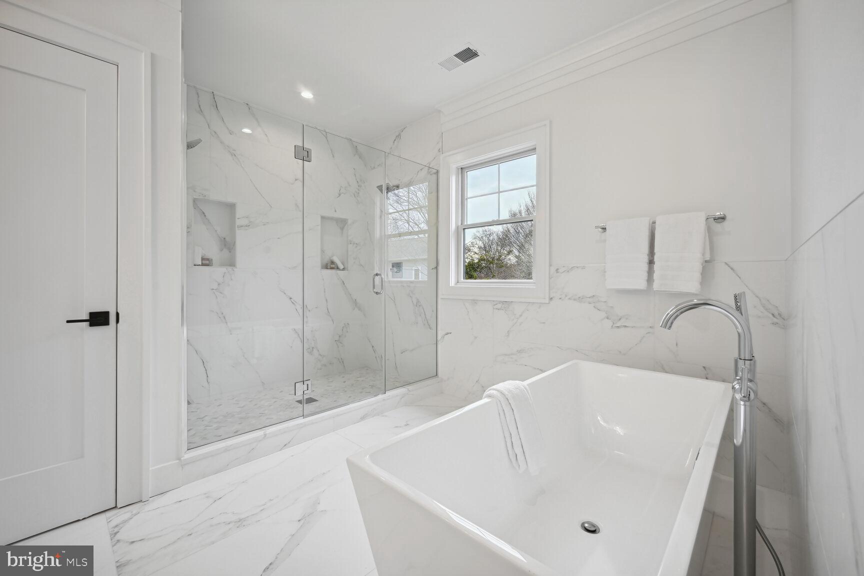 NORTH CHEVY CHASE - Residential