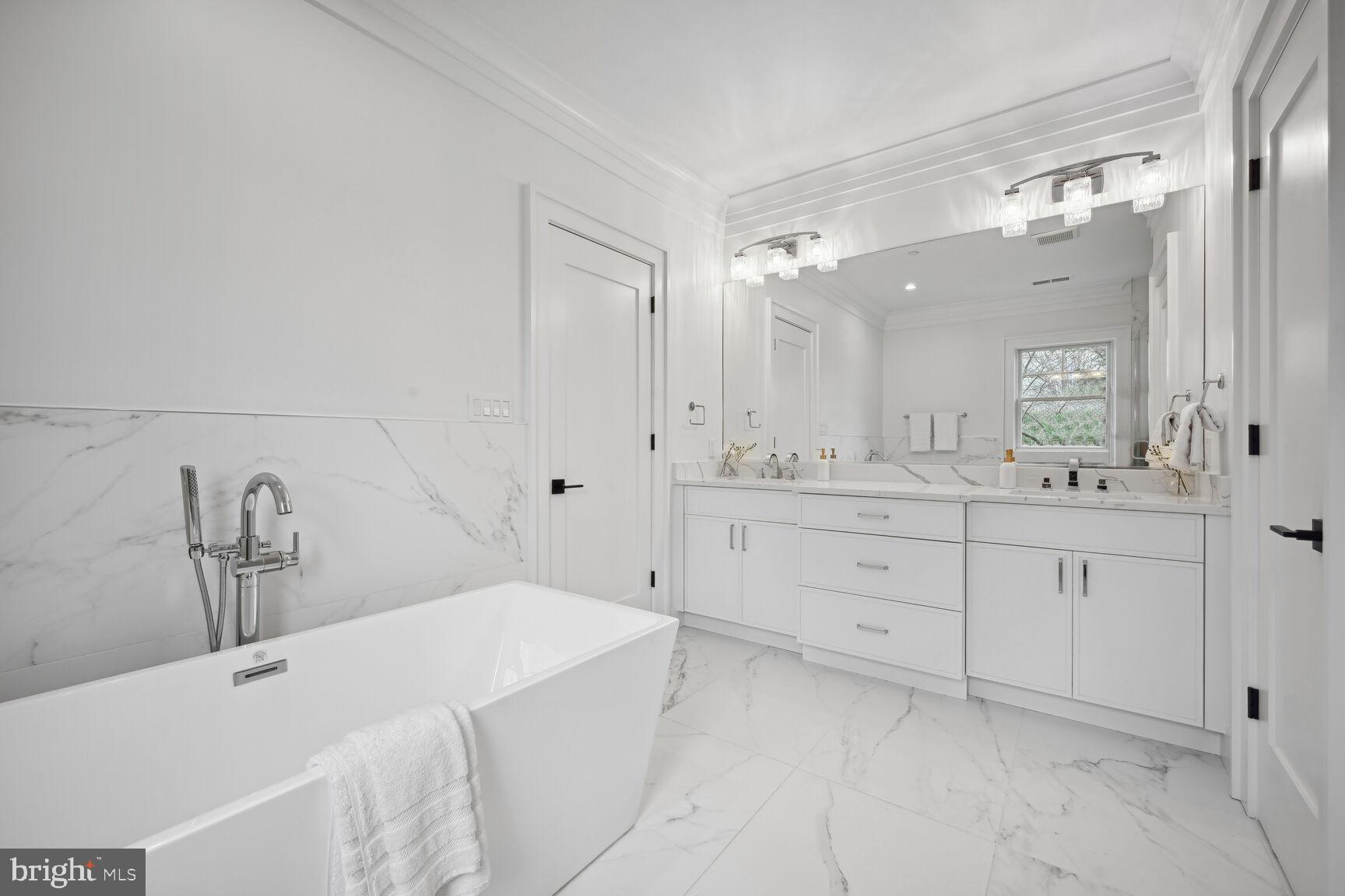 NORTH CHEVY CHASE - Residential