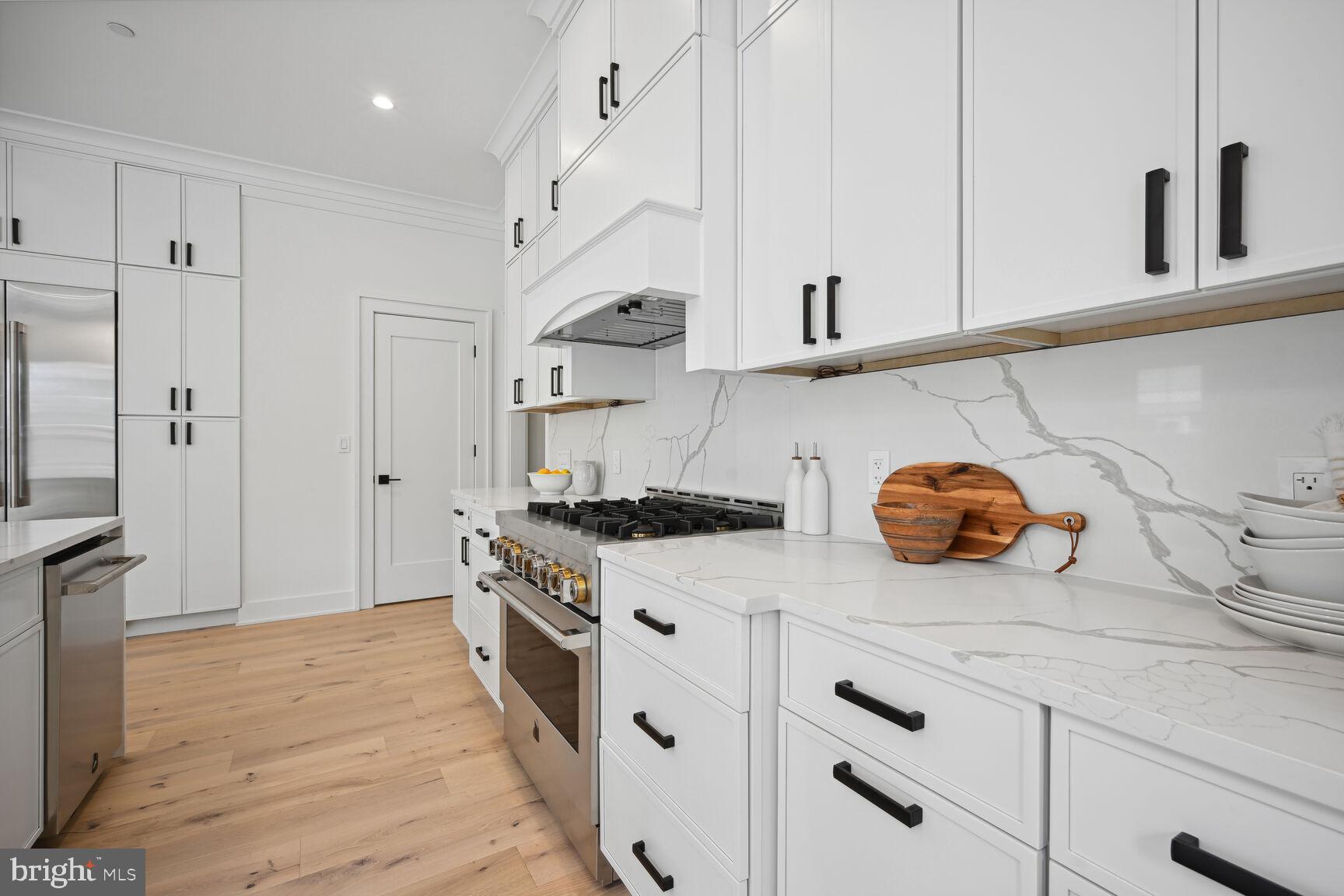 NORTH CHEVY CHASE - Residential