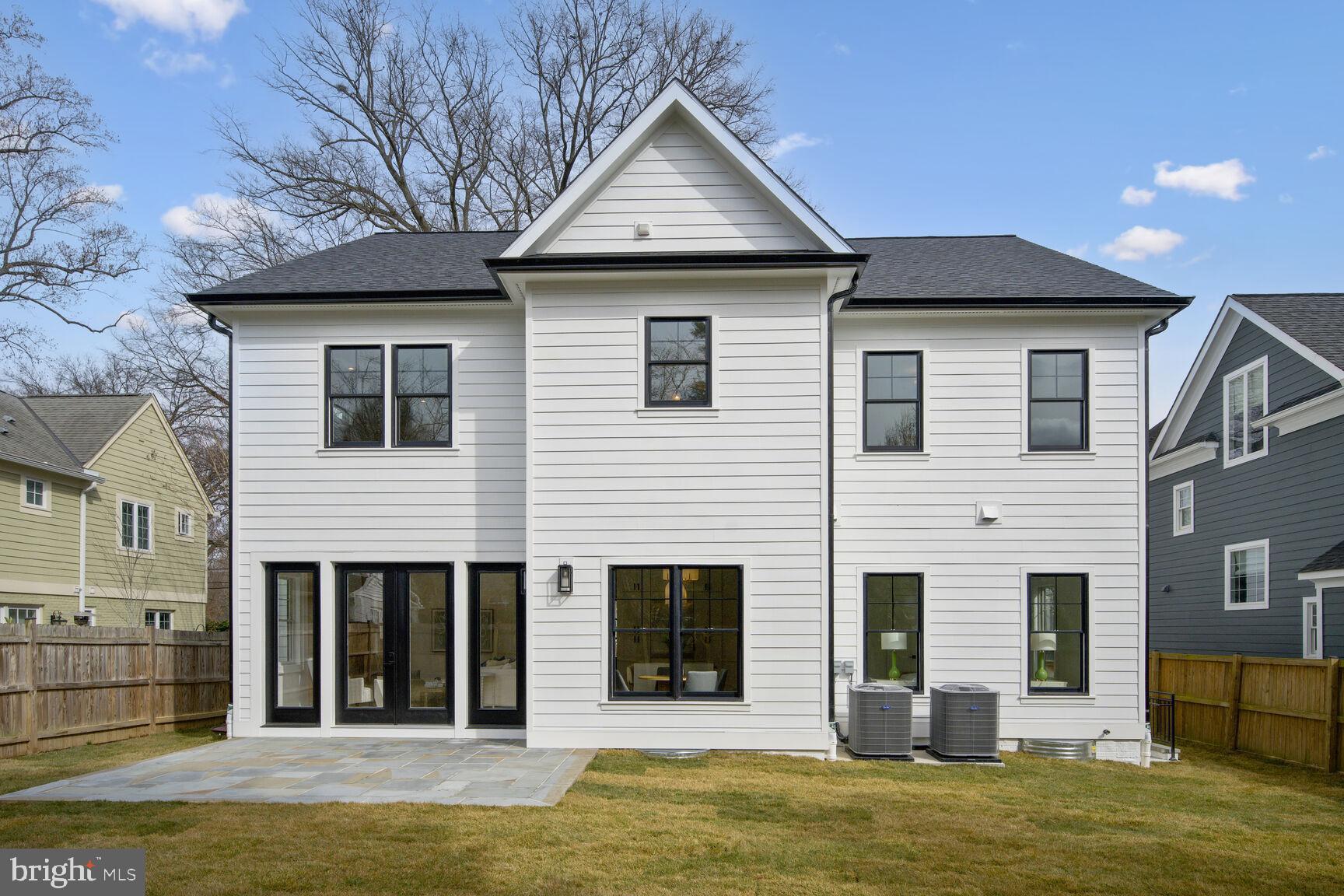 NORTH CHEVY CHASE - Residential