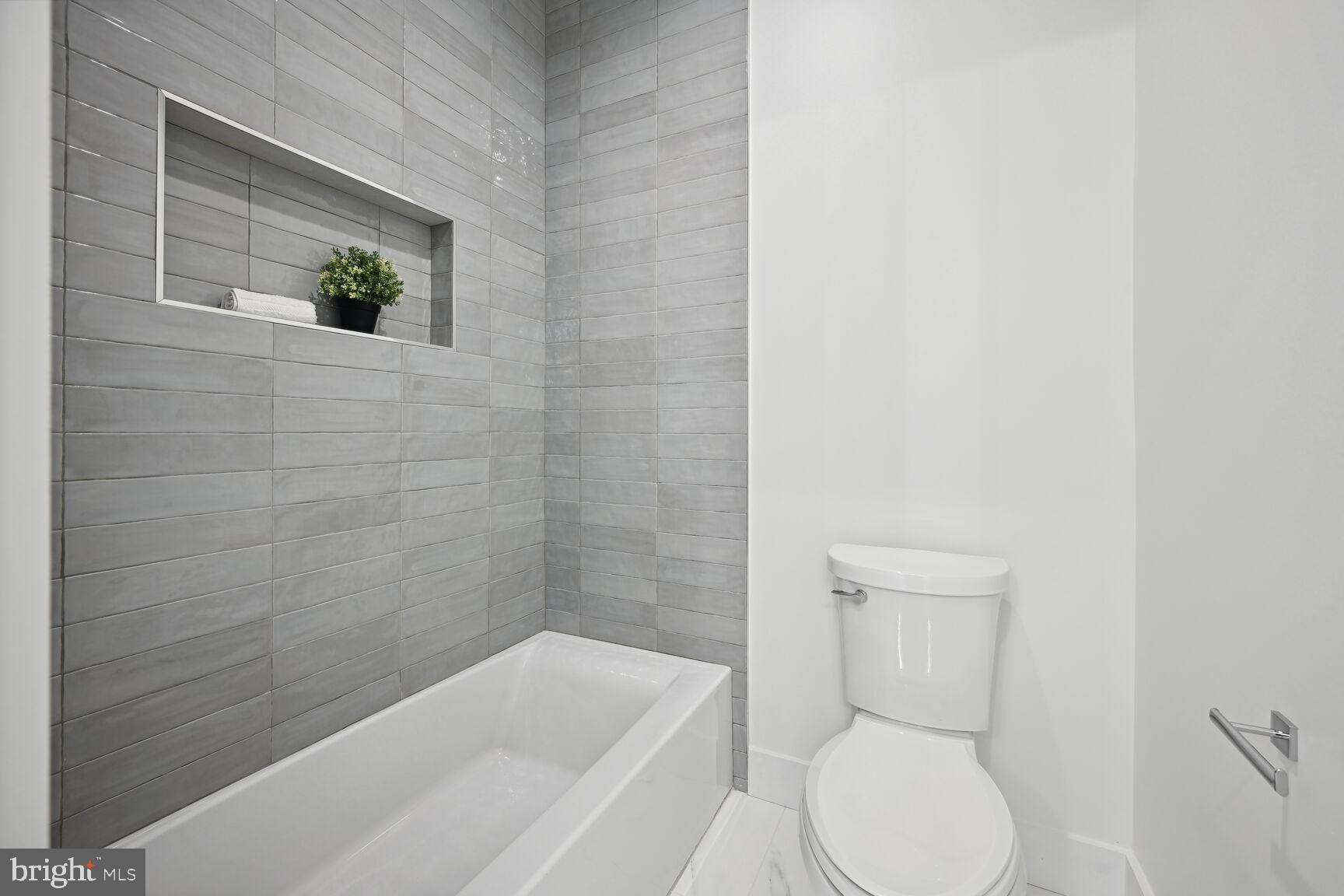 NORTH CHEVY CHASE - Residential