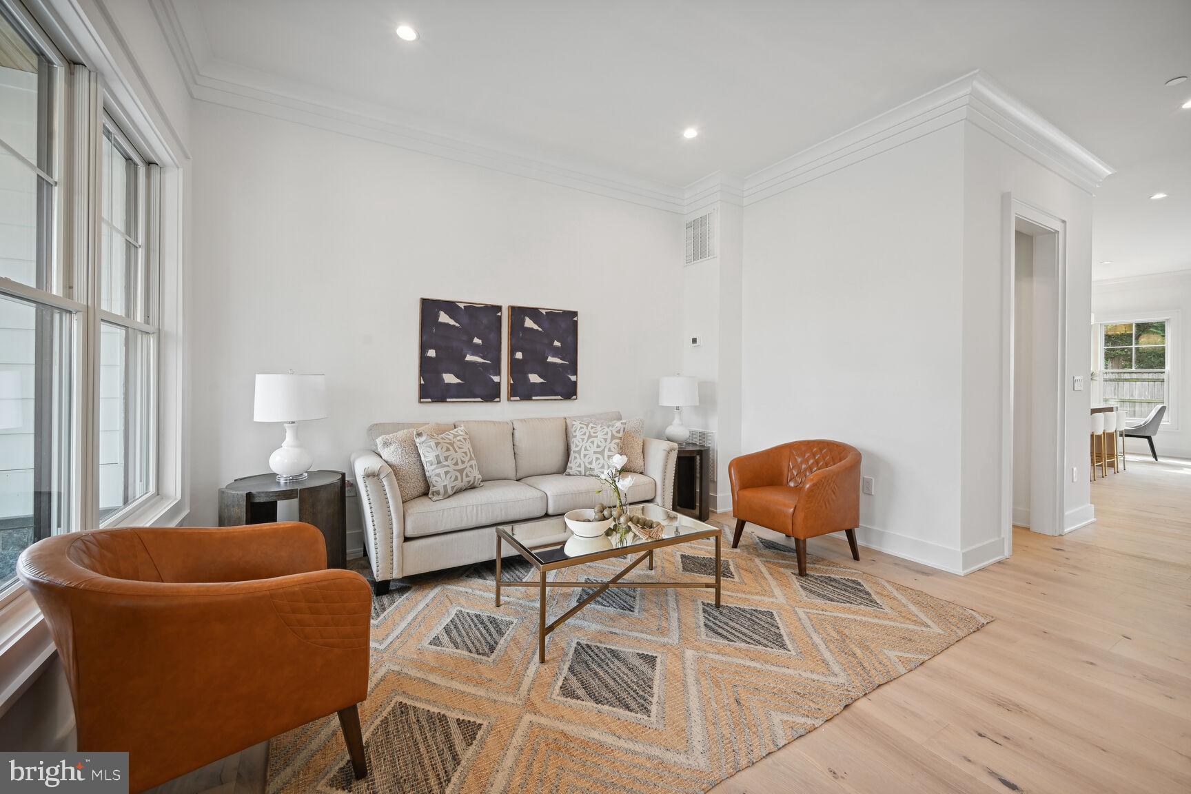 NORTH CHEVY CHASE - Residential