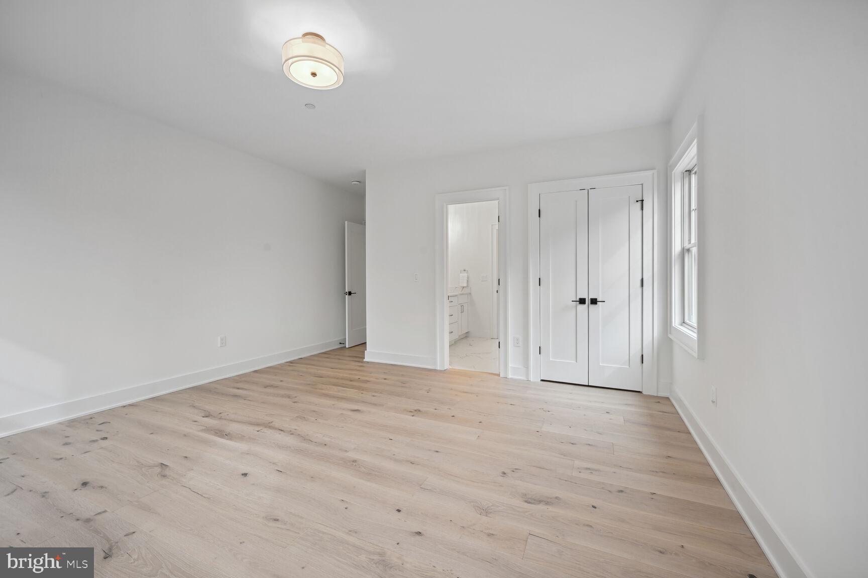 NORTH CHEVY CHASE - Residential