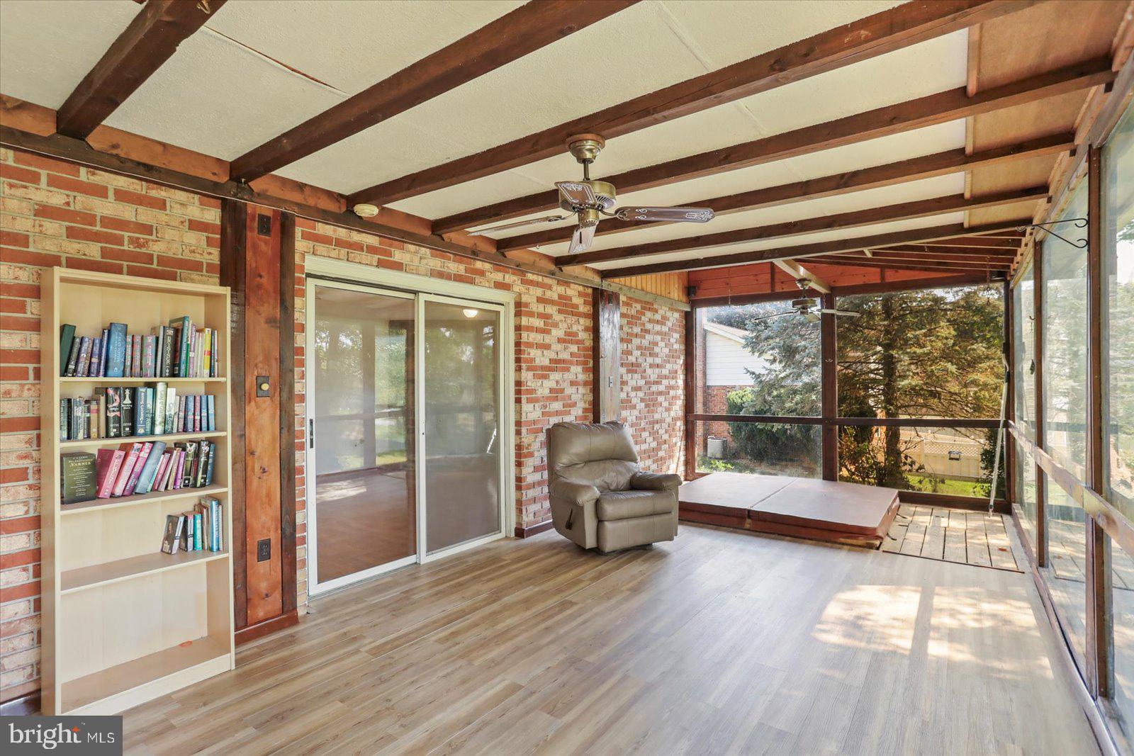 STARVIEW HEIGHTS - Residential