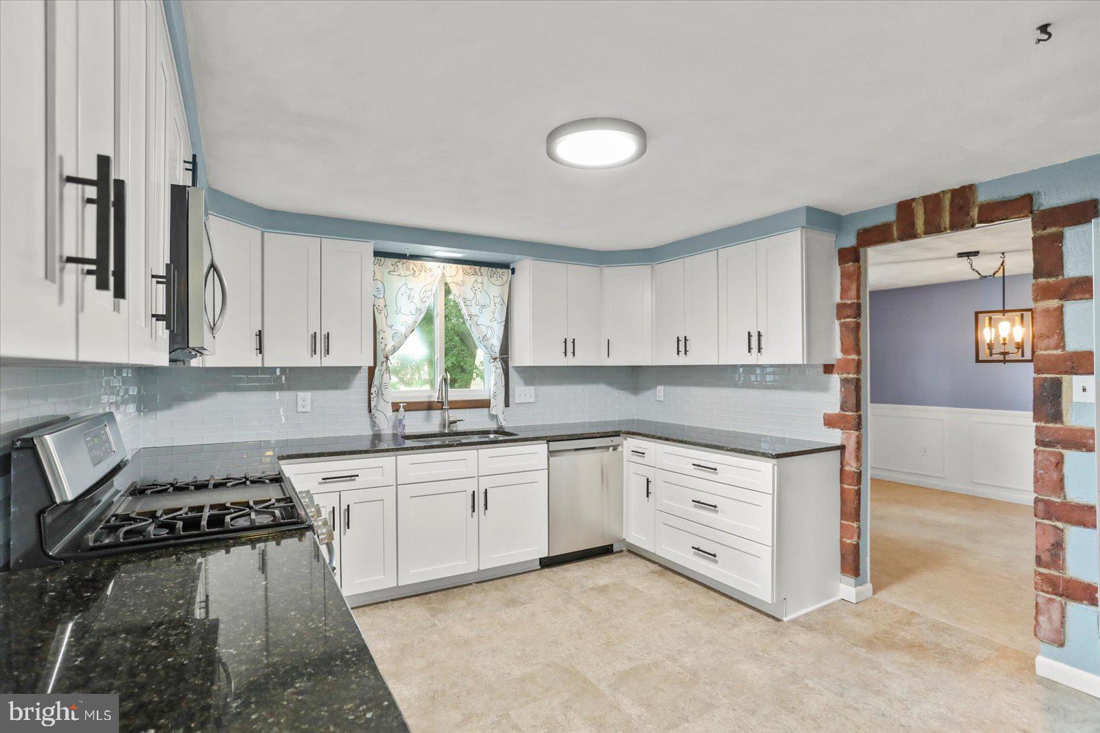 STARVIEW HEIGHTS - Residential