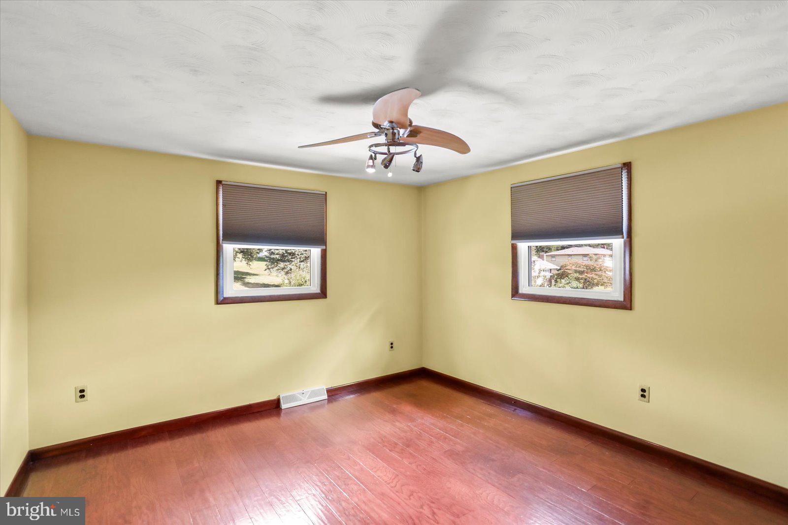 STARVIEW HEIGHTS - Residential