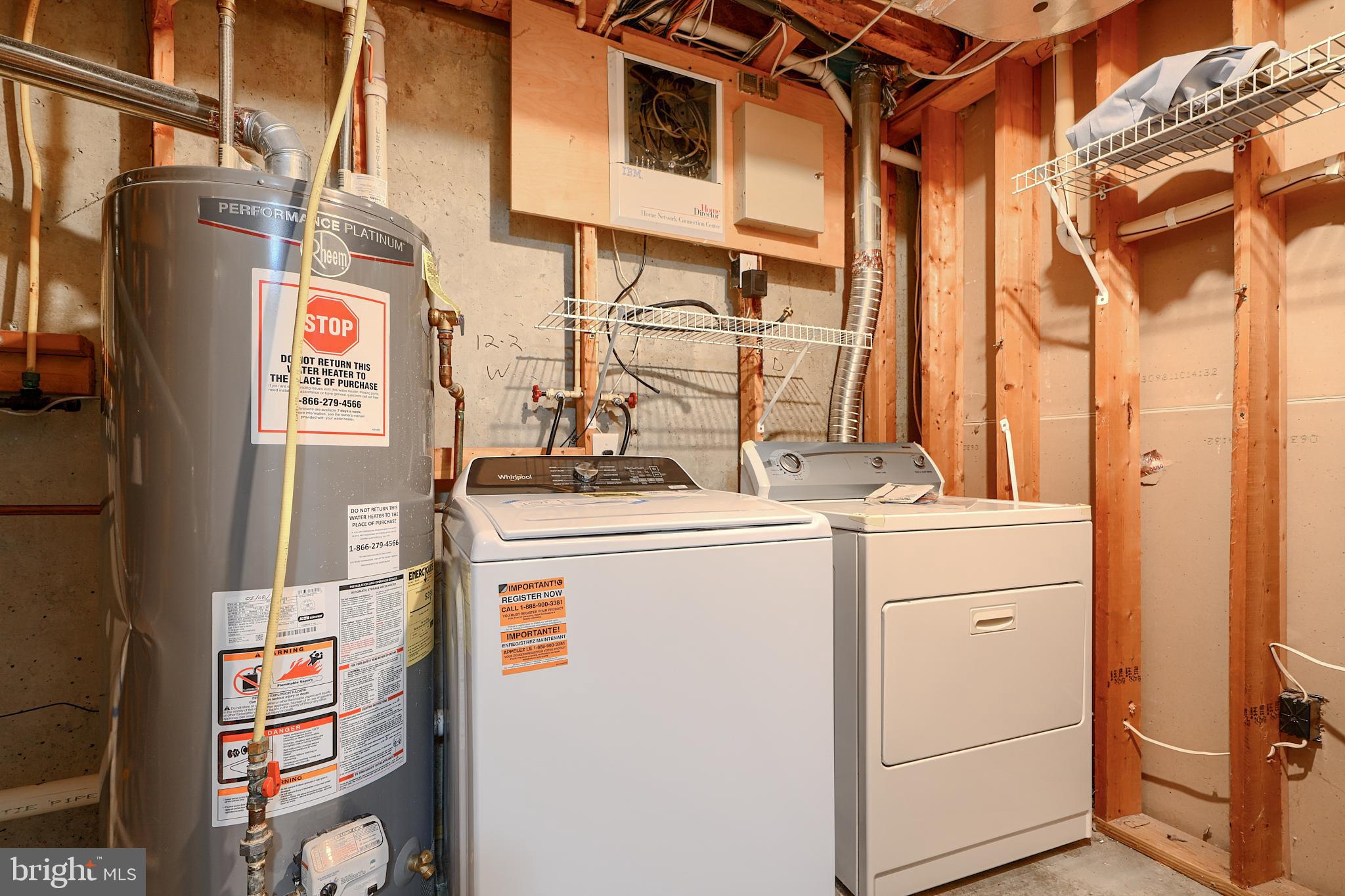 ELLICOTT OVERLOOK - Residential Lease