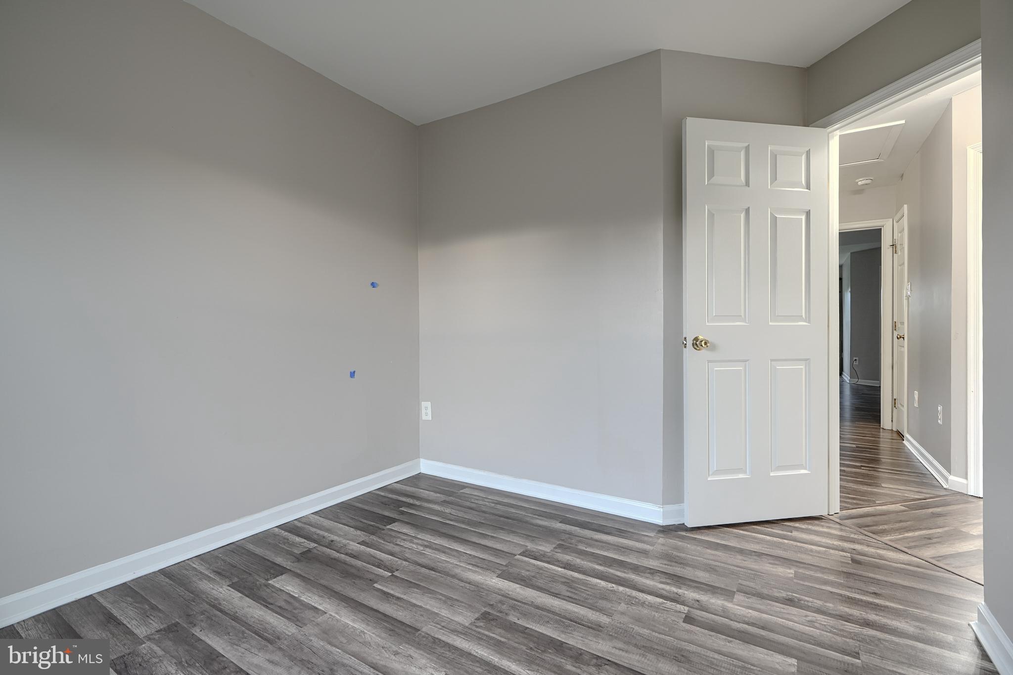 ELLICOTT OVERLOOK - Residential Lease