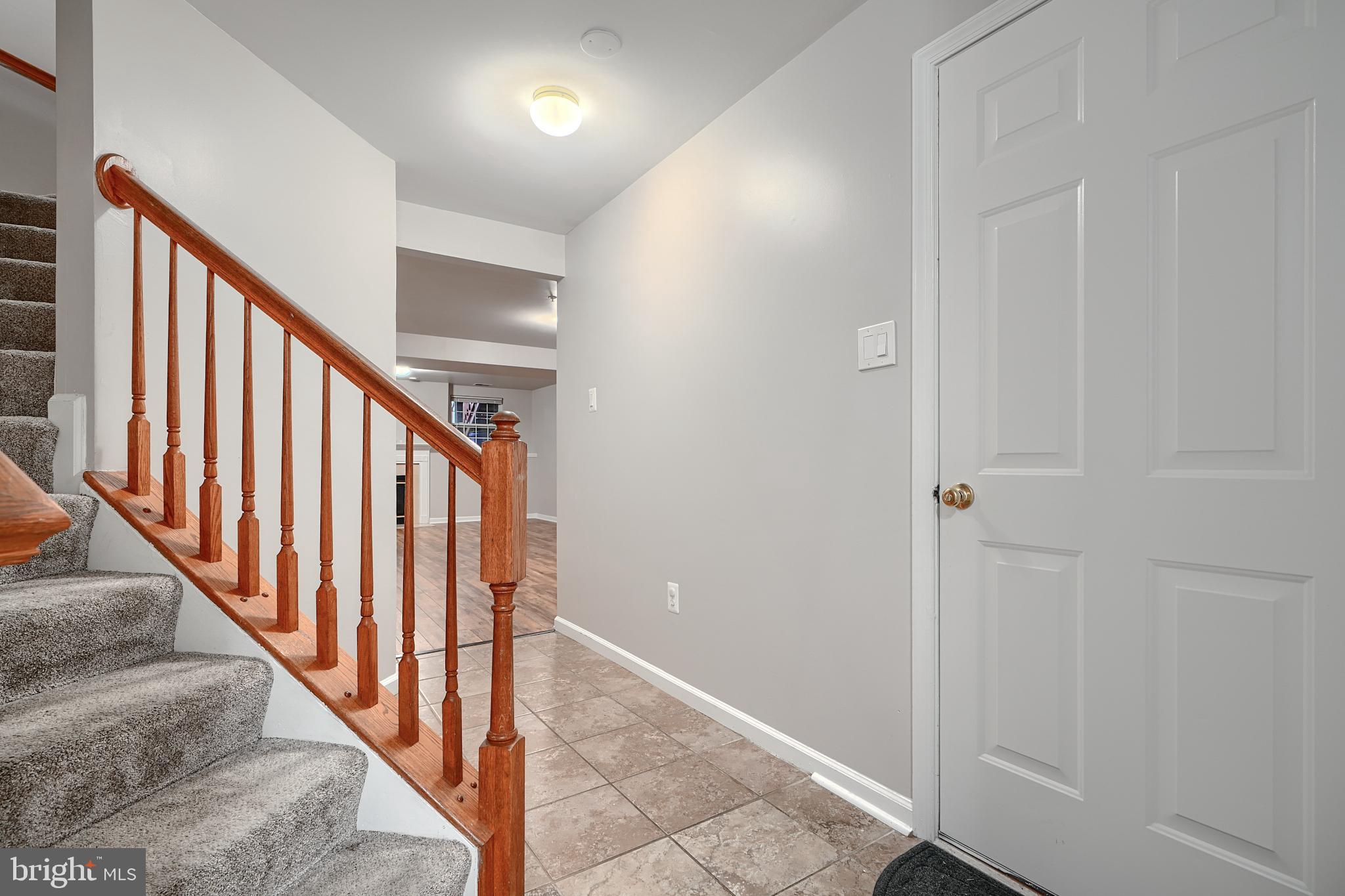 ELLICOTT OVERLOOK - Residential Lease