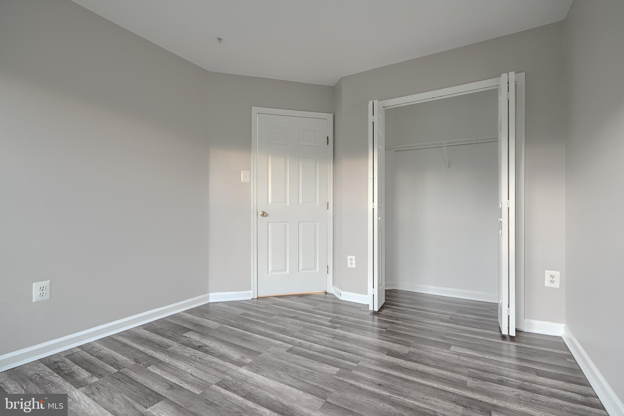 ELLICOTT OVERLOOK - Residential Lease