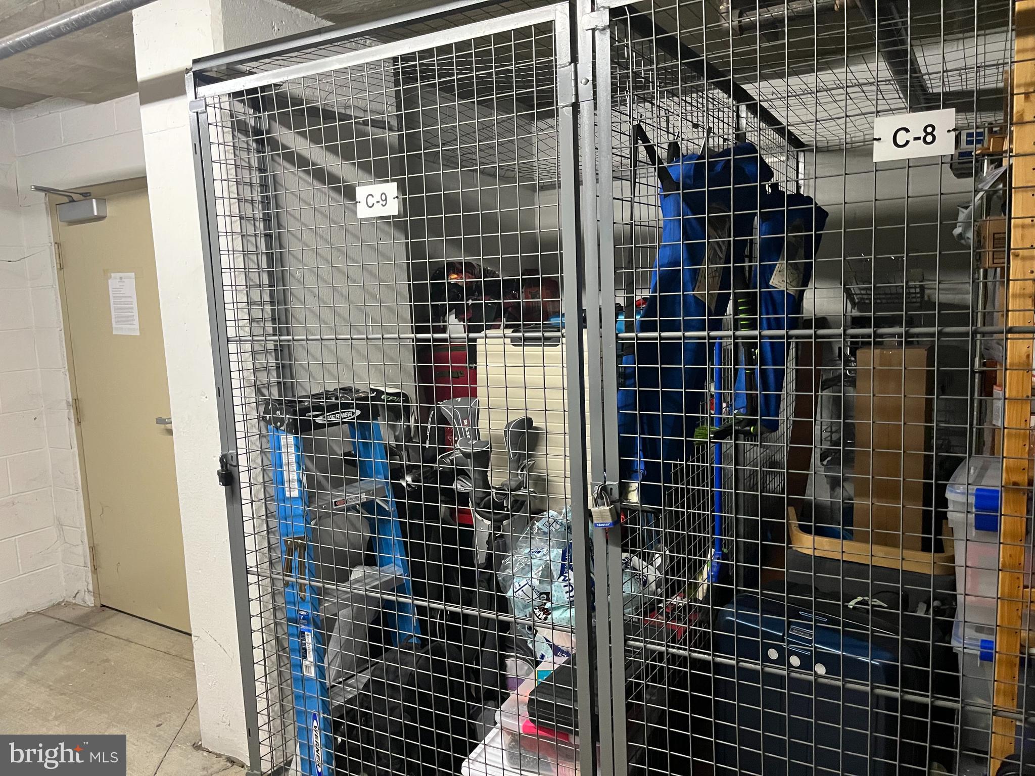 CLARENDON - Residential