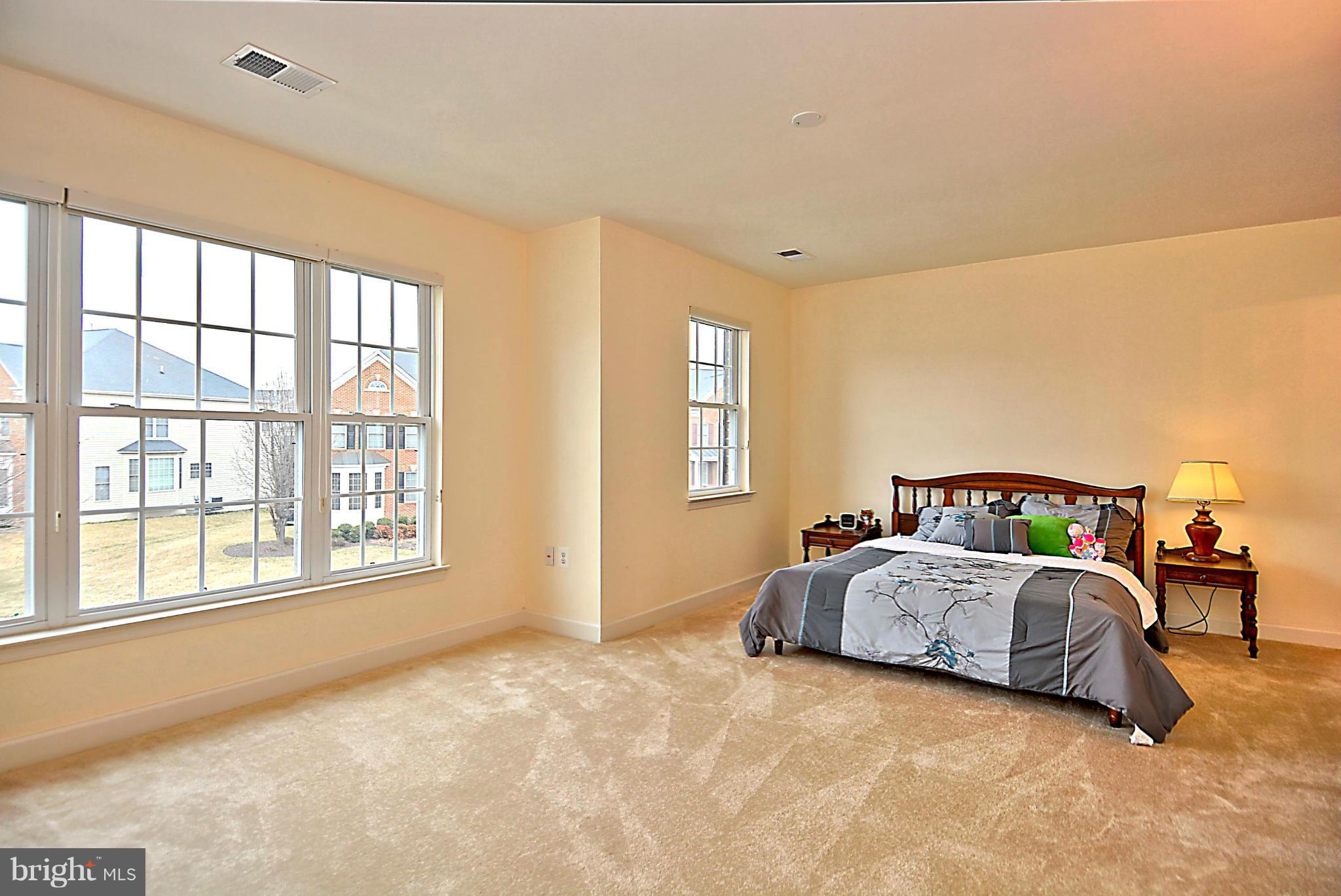 FAIRCREST NORTH - Residential