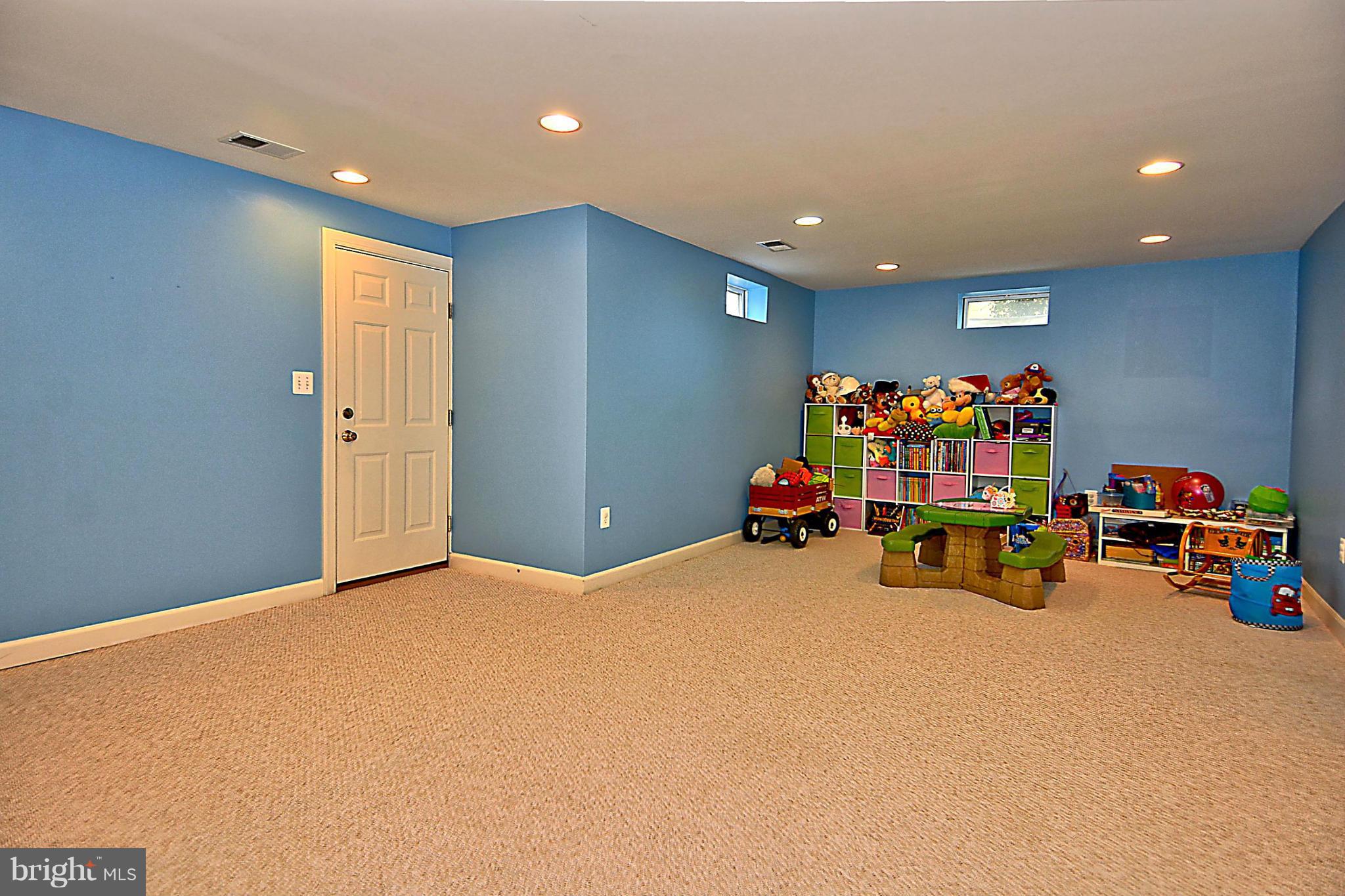 FAIRCREST NORTH - Residential