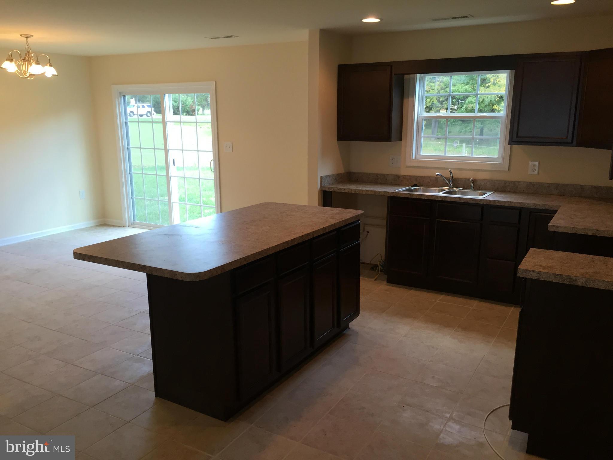 THE TOWNES AT OAKHURST - Residential