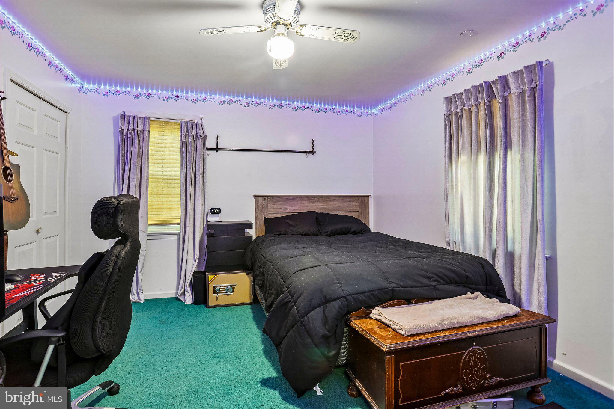 FAIRVIEW PARK - Residential