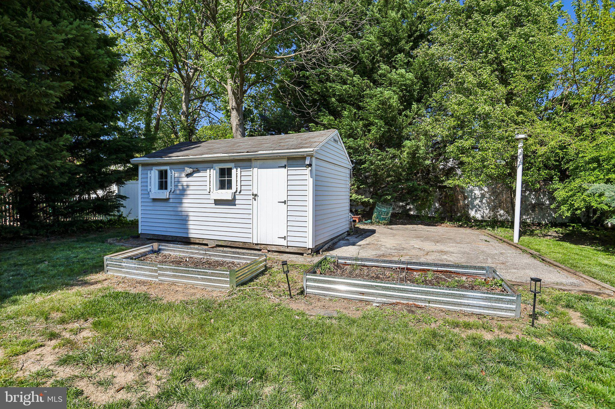 FAIRVIEW PARK - Residential