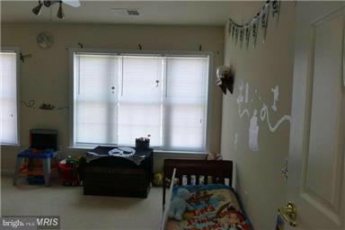 RIVER OAKS - Residential Lease